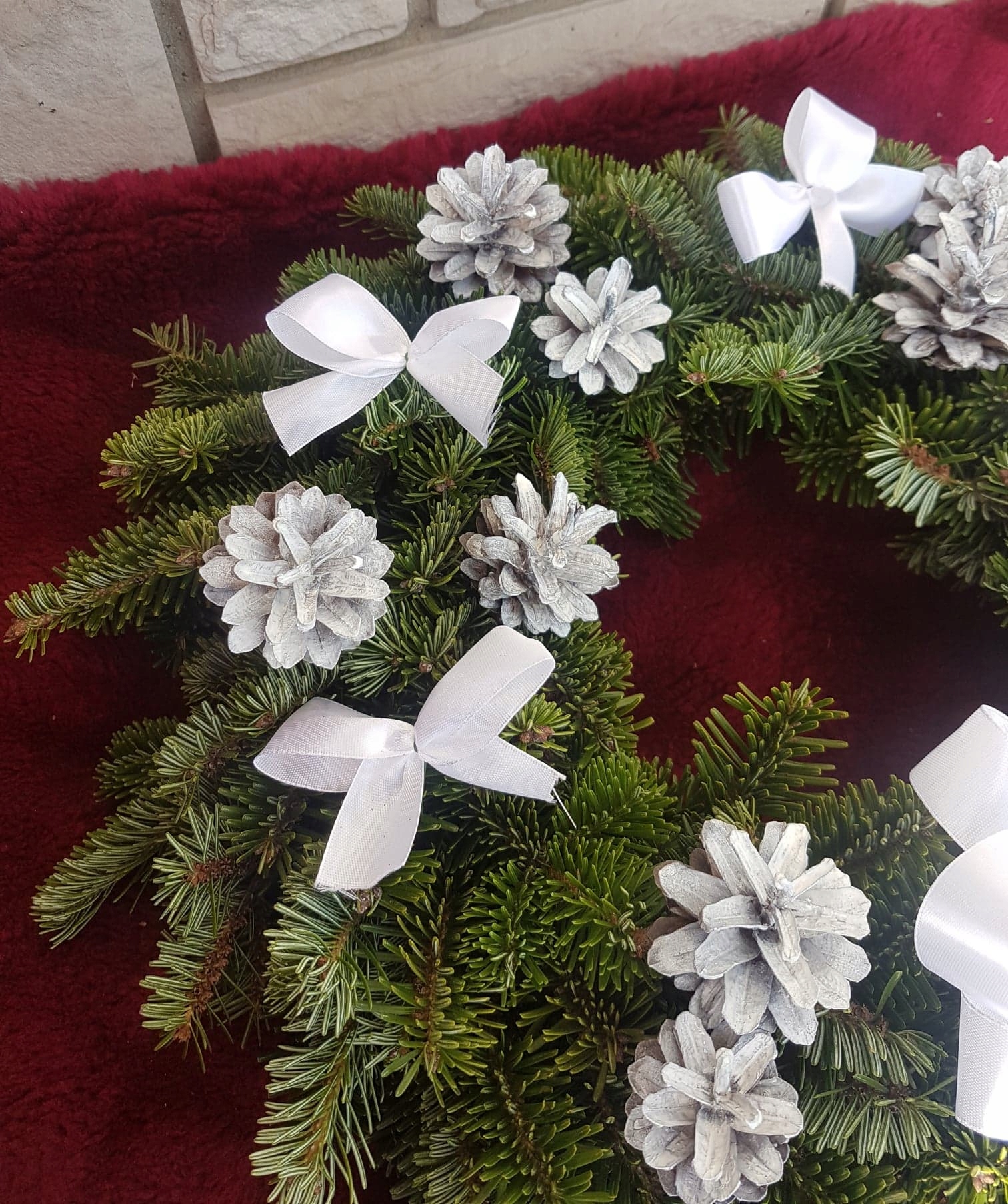 WIENIEC ŚWIĄTECZNY BIAŁY, DEKORACJA DRZWI, STOŁU Kod producenta Brak