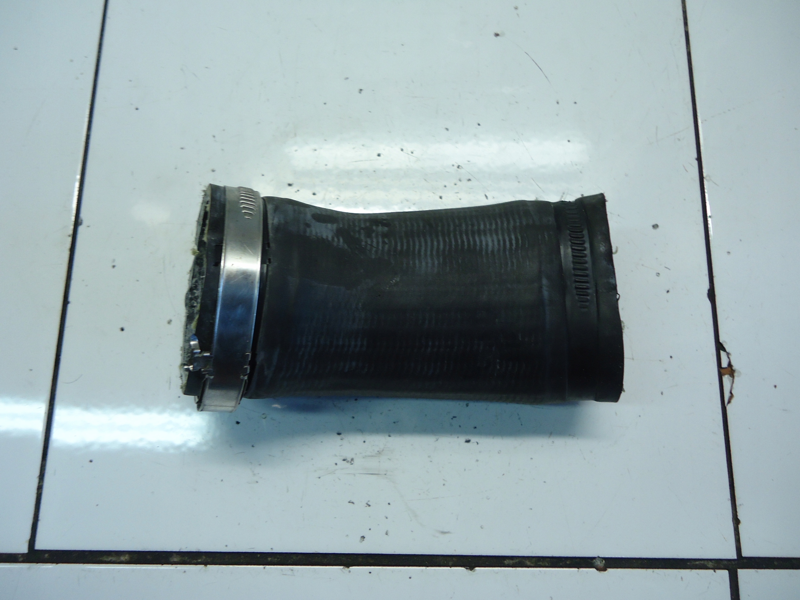 VW AUDI GOLF V 2.0 TFSI pipe air 5Q0145792G