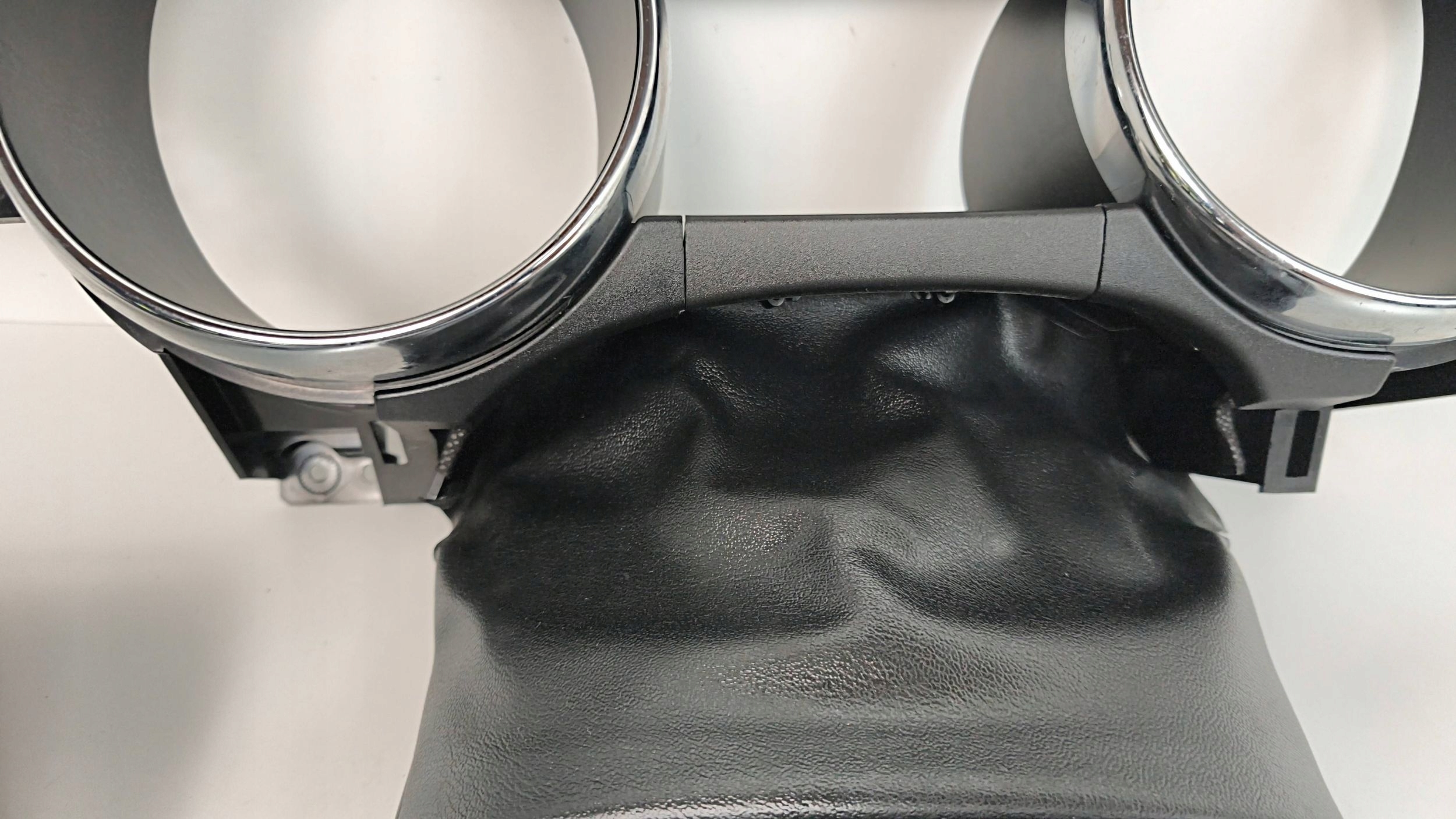 Ford Mustang VI frame cover of dials GR3B-3530-A