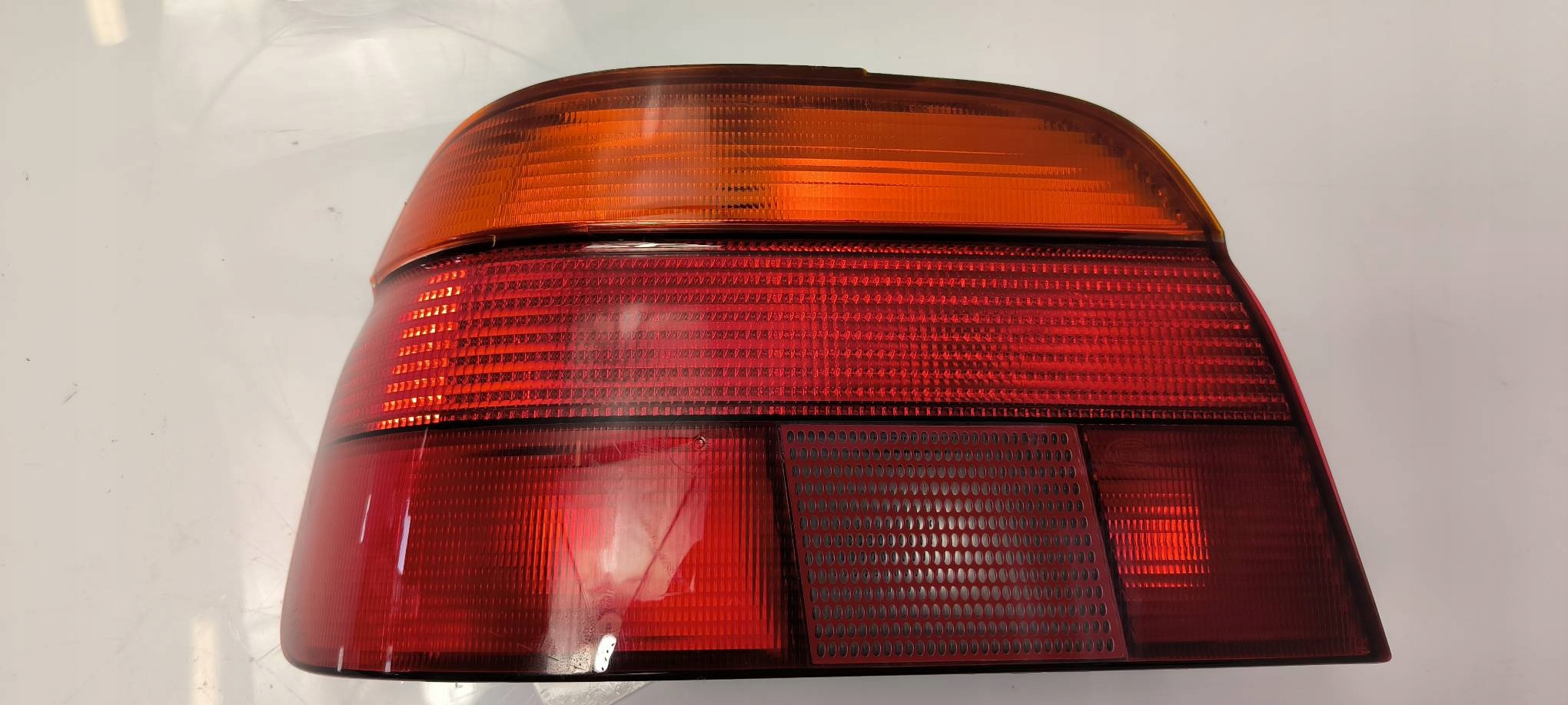 light left rear part 8358031 BMW E39
