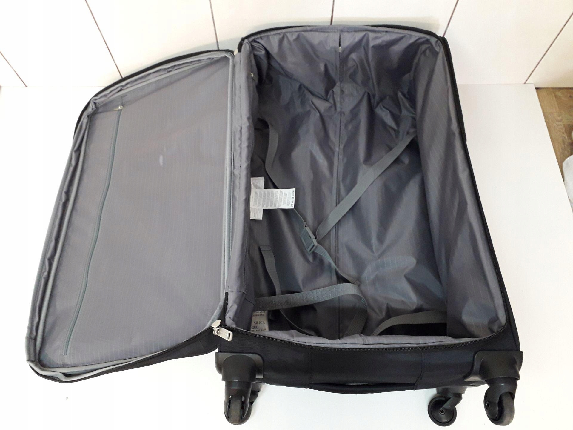 AMAZONBASICS WALIZKA TORBA DUŻA PODRÓŻNA 74X45CM Rodzaj miękka