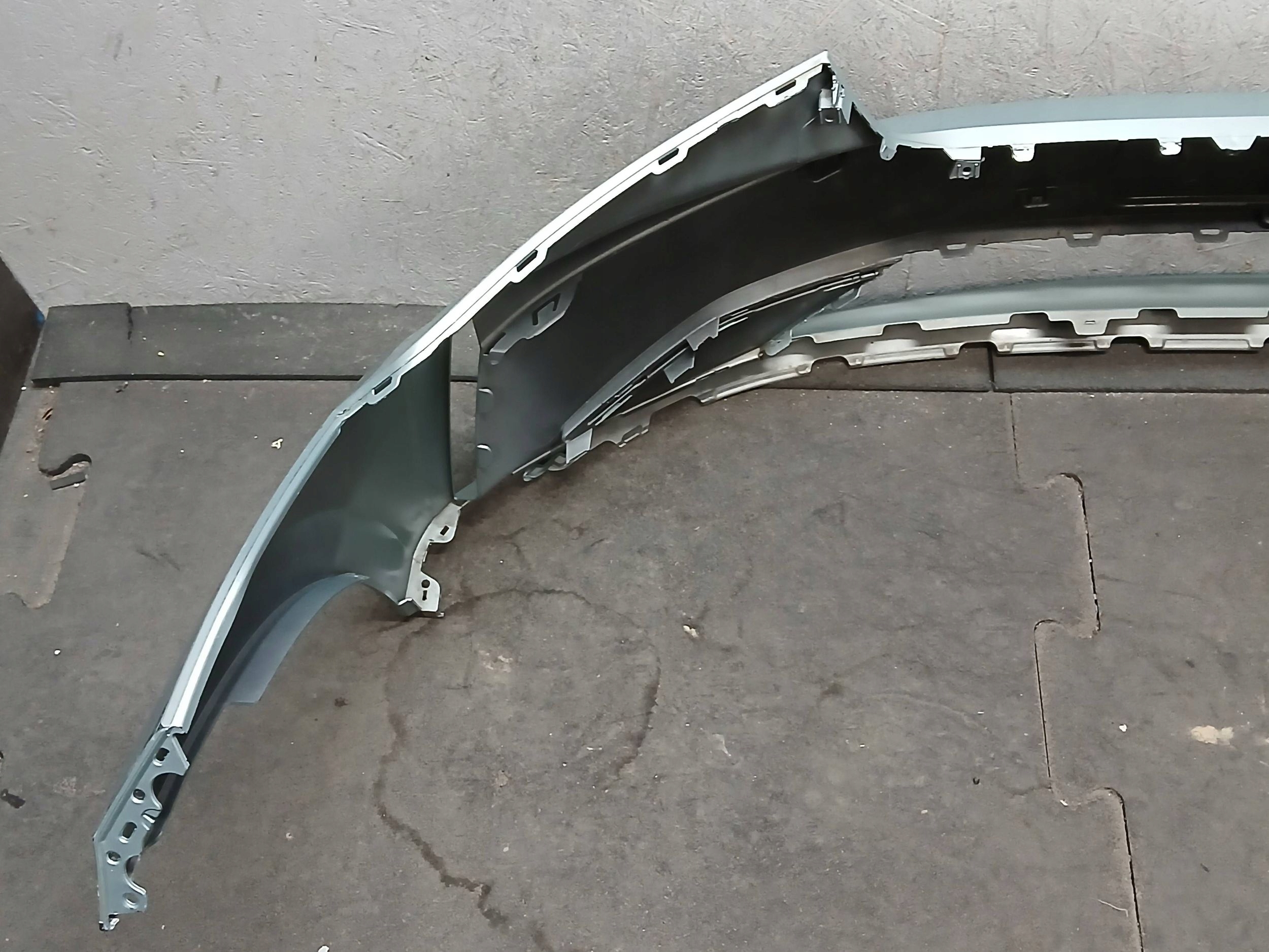 bumper front SKODA ENYAQ 5LA