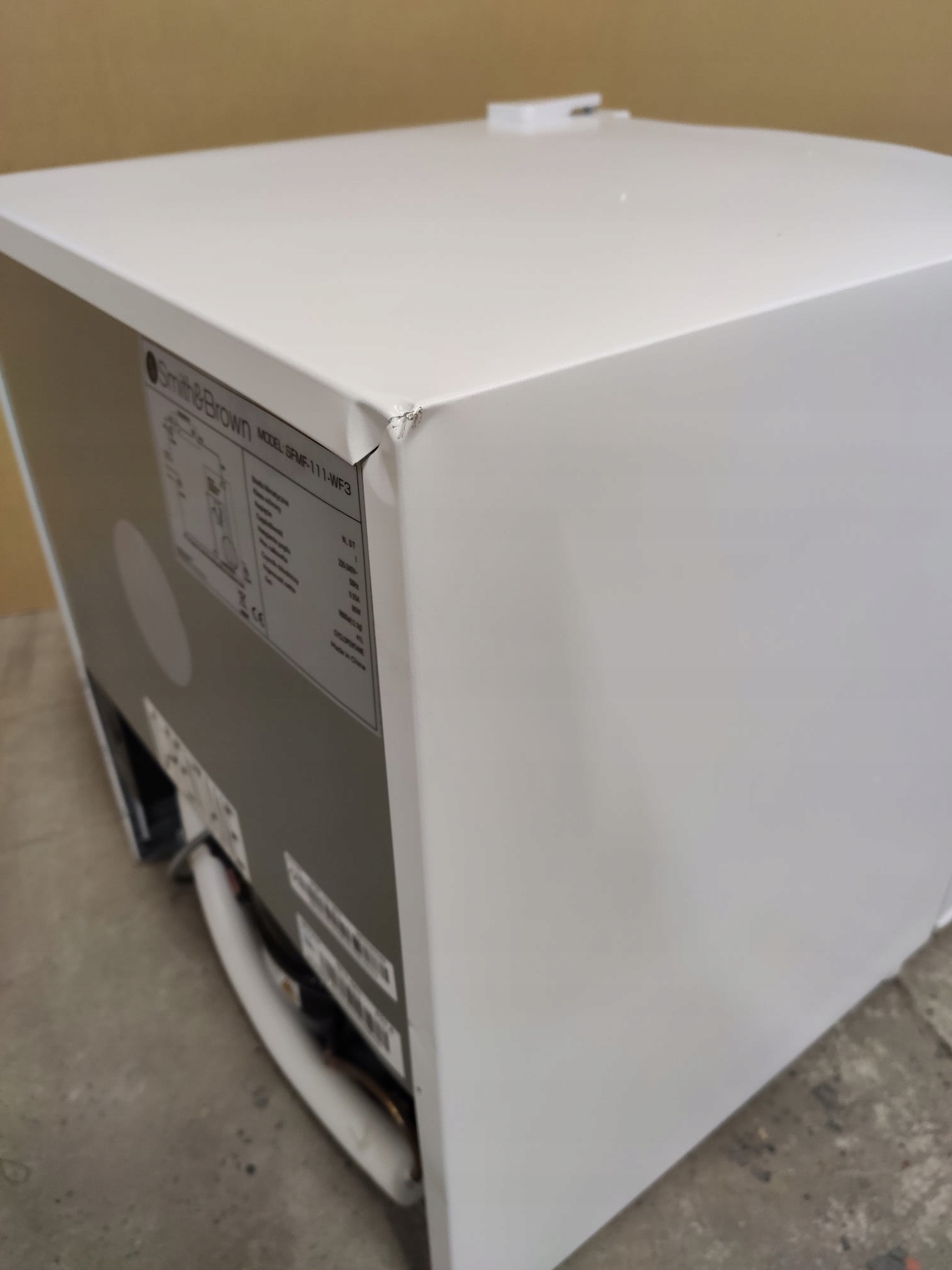 Lodówka eioroti SFMF-111-WF3 przecena SV001 Rodzaj brak informacji