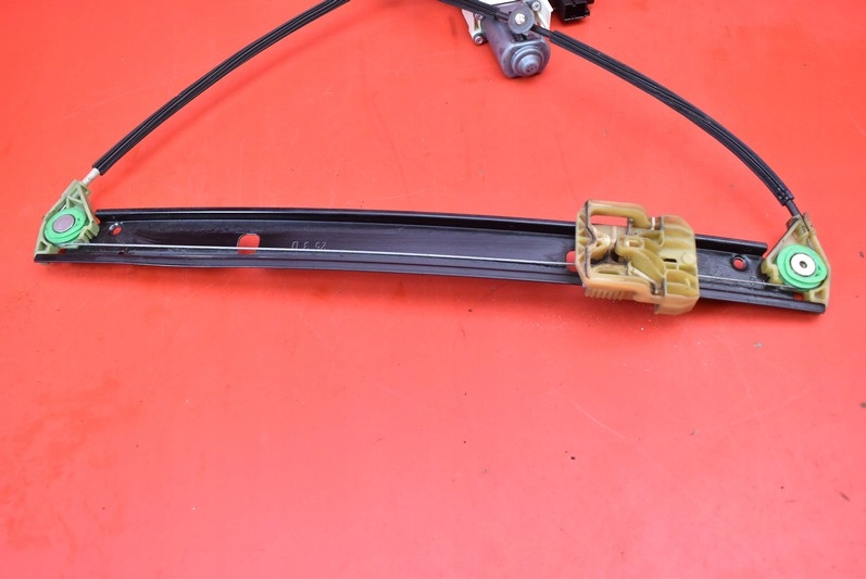 window regulator right front EU 8K0837462 AUDI A4 B8 07-11