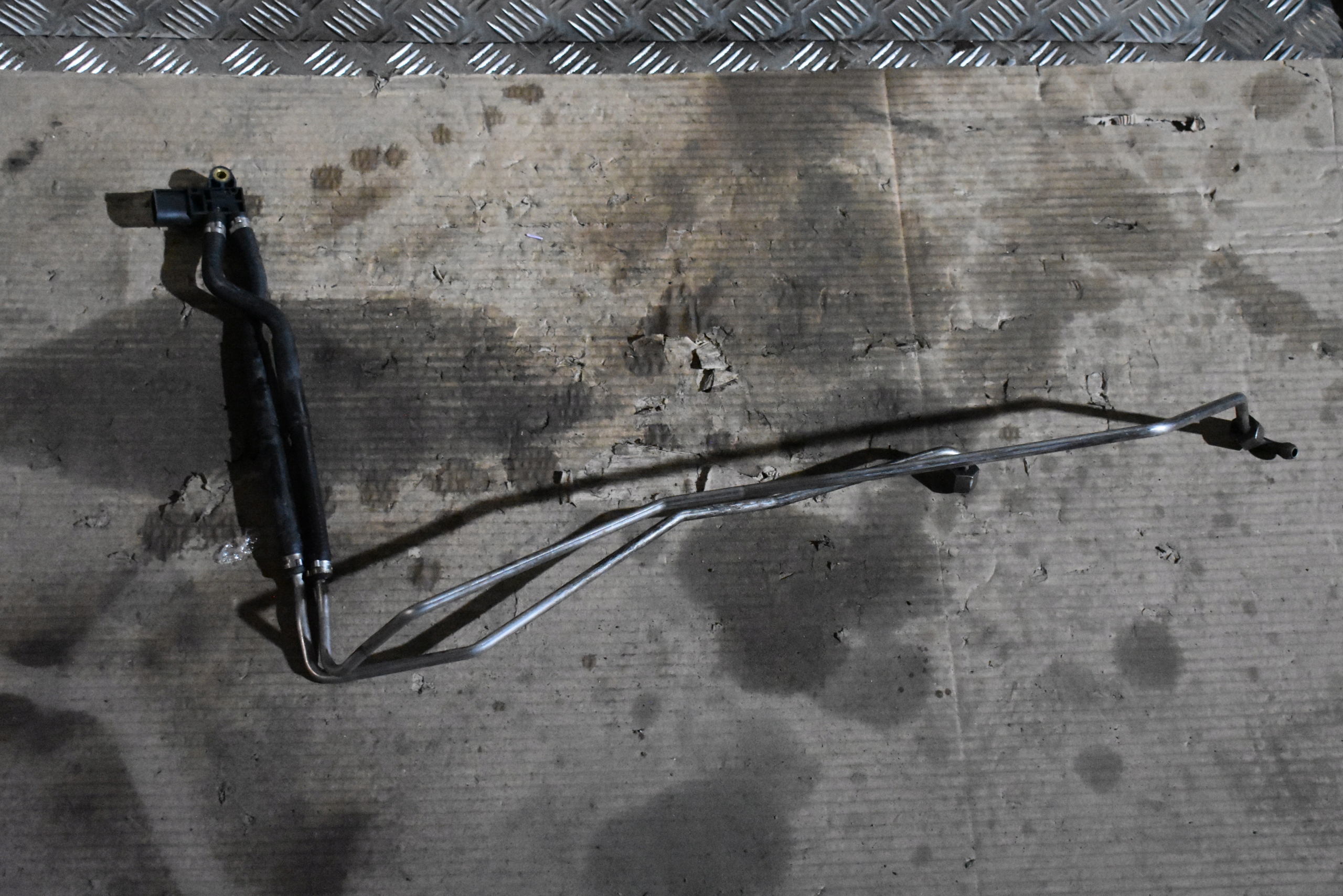 IDEALNE TUBI PRESSIONE SENSORE MERCEDES W166 1