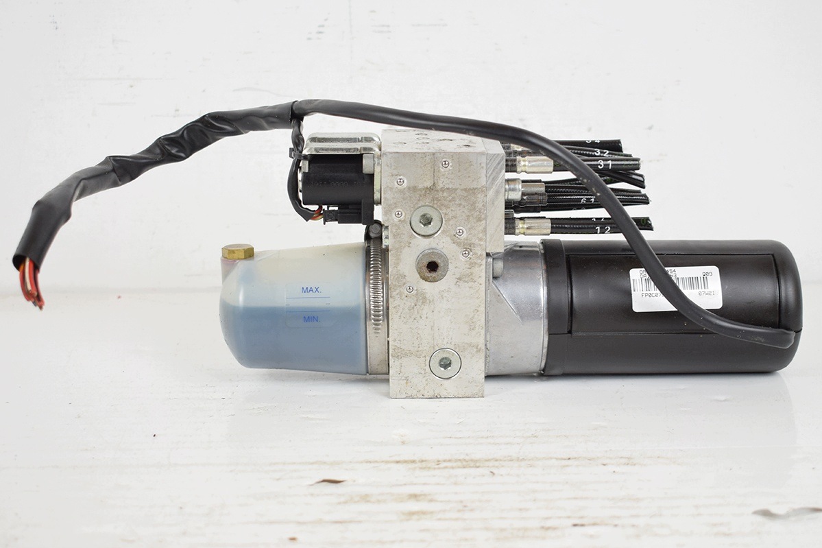 pump roofs * FORD FOCUS MK2 DAI1-106663