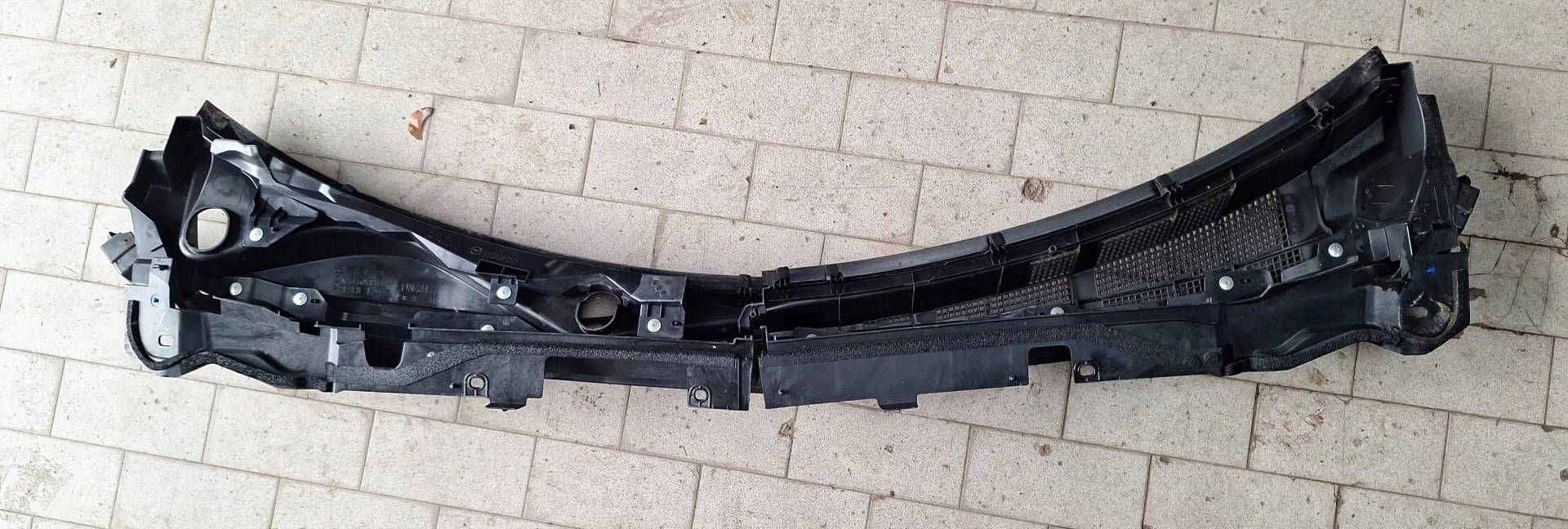 torpedo upper plastic Mazda MX-30 DN4J507N1 as new