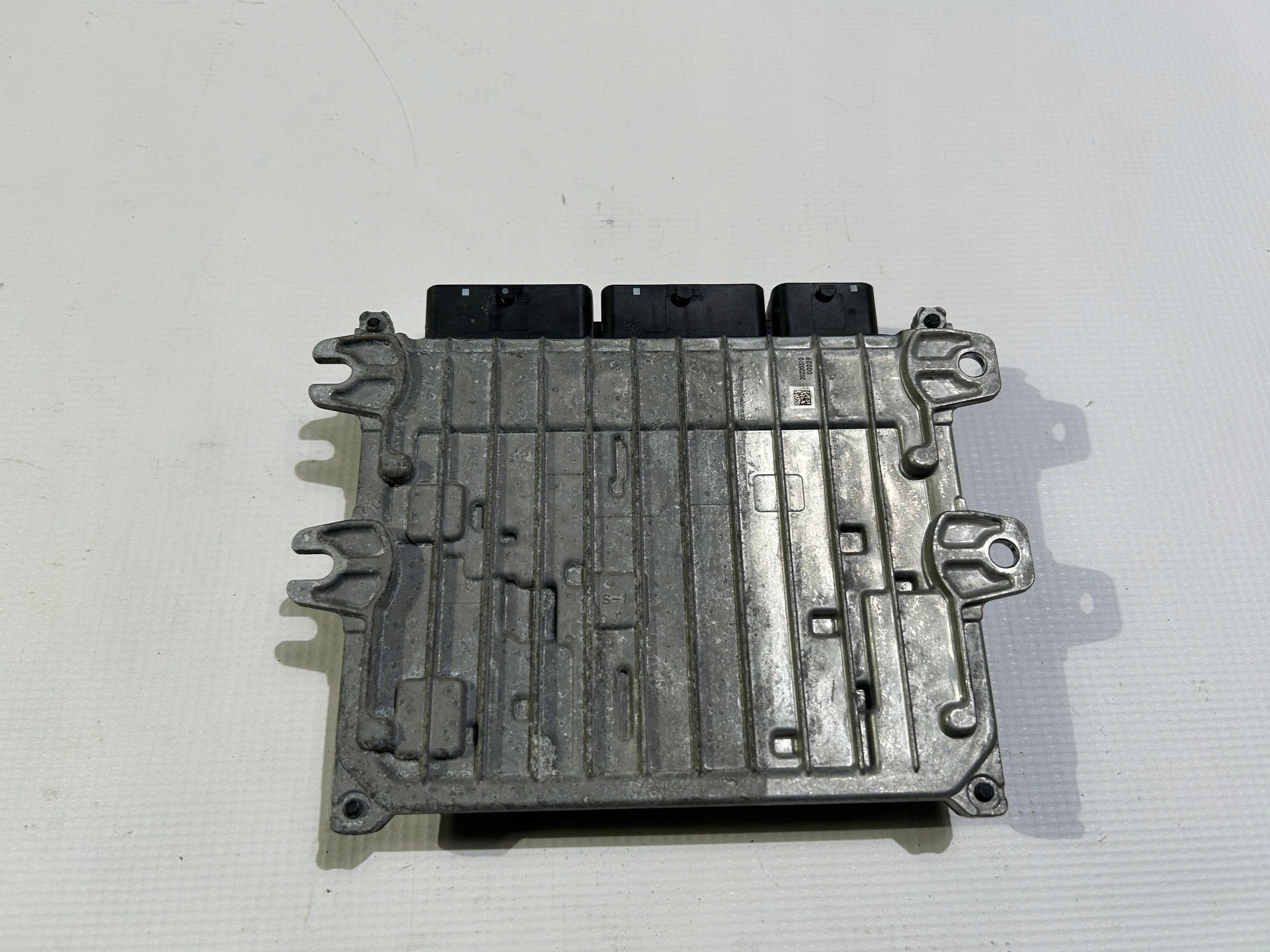 computer control unit module ECU of the engine Subaru WRX VB 2.4 FA24F 2022r