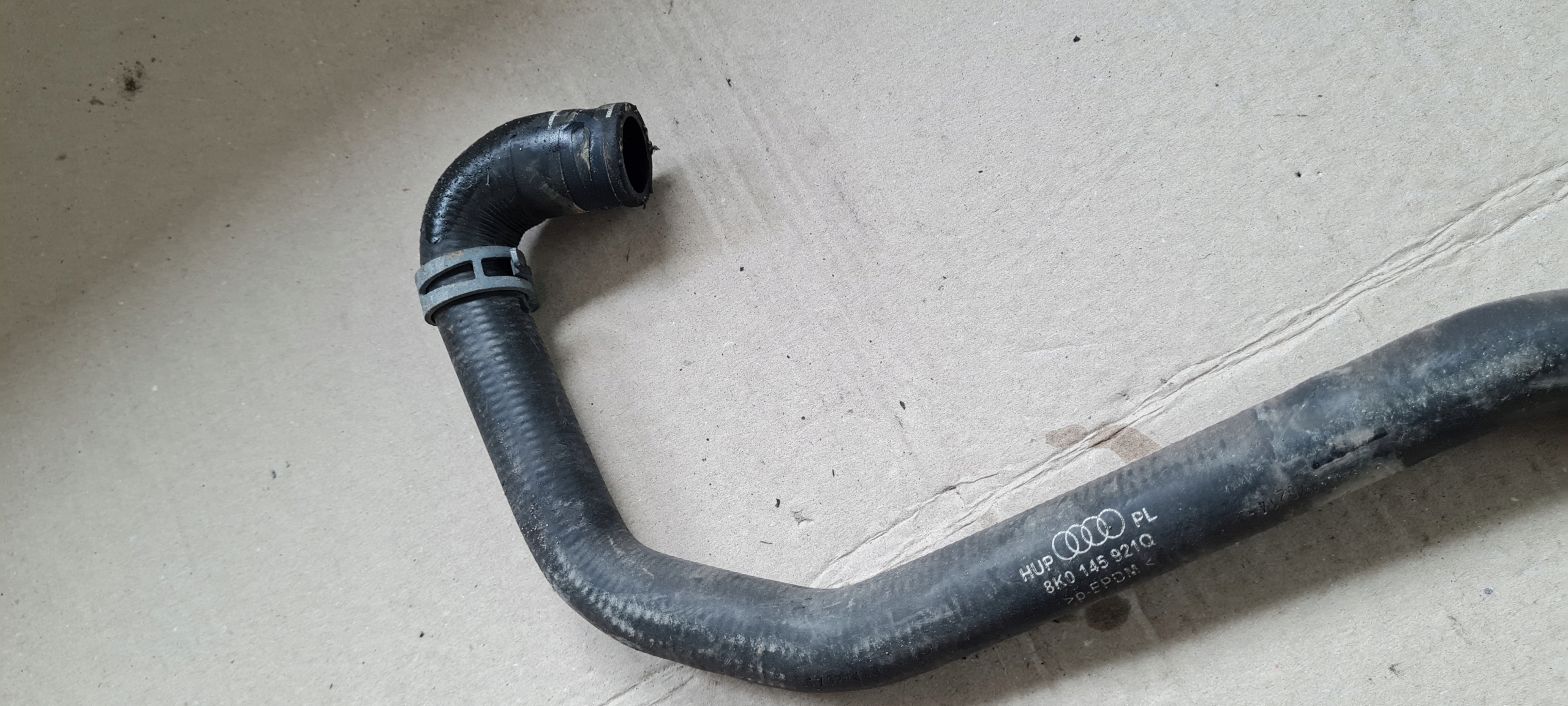 S4 B8 LIFT A4 prijenos crijevo vode 3.0 TFSI 8K0145921Q S5
