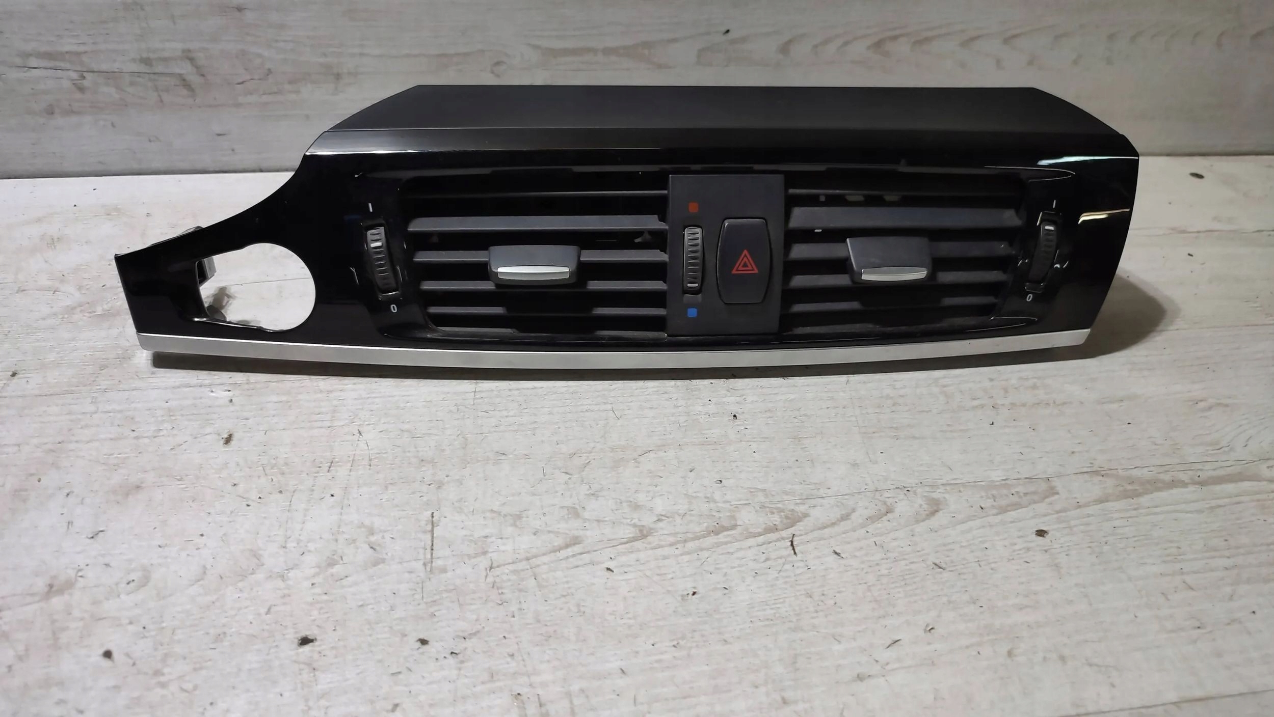 BMW X3 F25 2015 grid air conditioning devices central