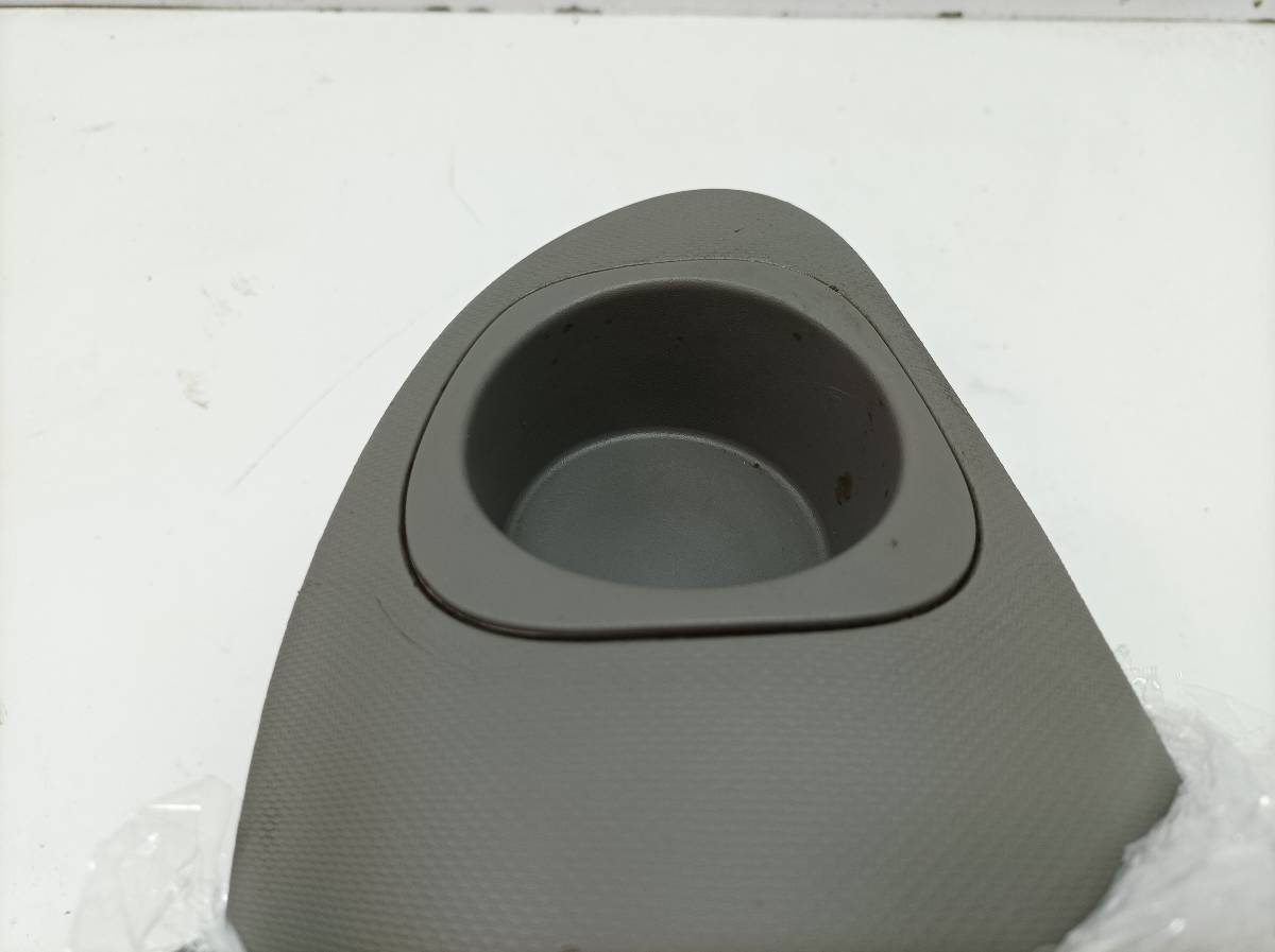 bracket for KUBEK cover 683112651R Renault Trafic III (2014- )