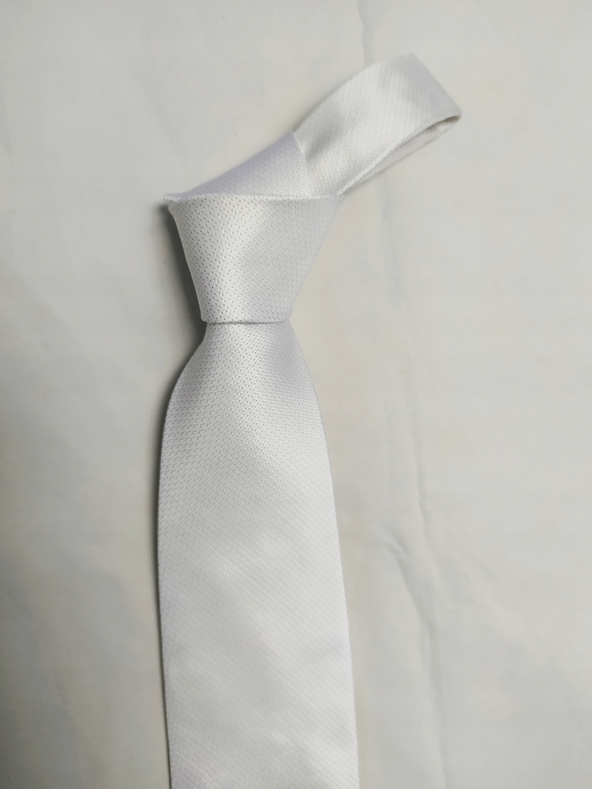 WYPRZEDAŻ ELEGANCKI KRAWAT DOBRA JAKOŚĆ