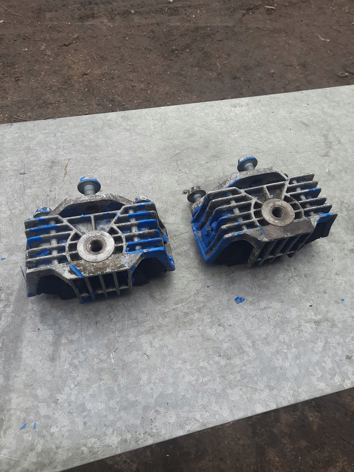 ПОДУШКА КОРОБКИ ПЕРЕДАЧ MERCEDES ATEGO AXOR