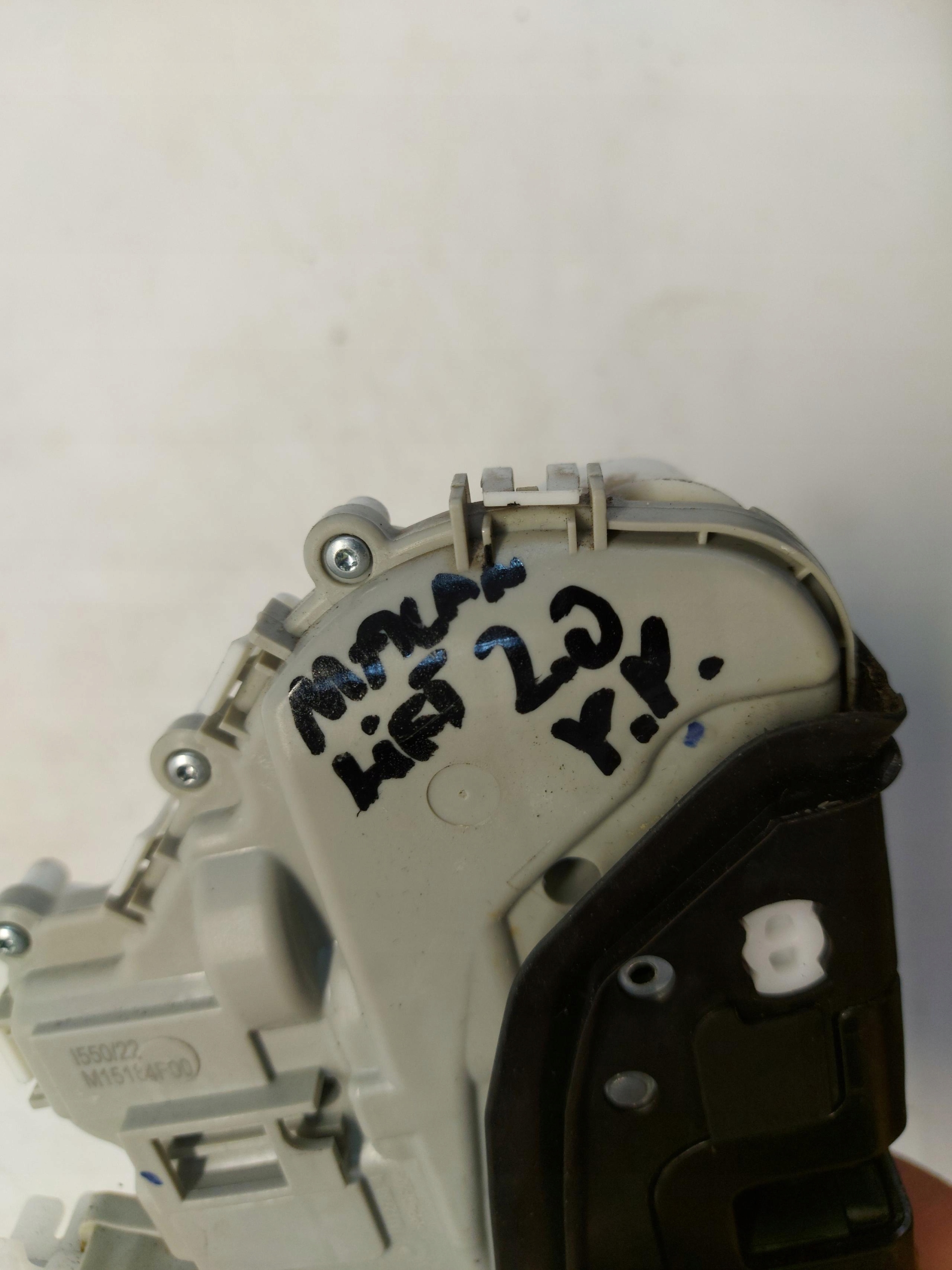 Porsche Macan II LIFT lock door right front 8J2837016E