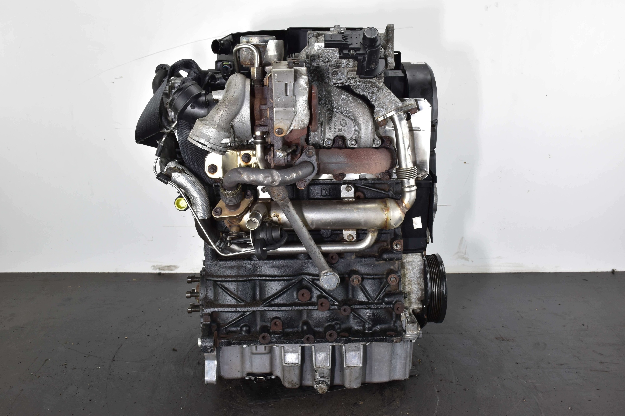 engine GOLF V PASSAT B6 OCTAVIA II LEON TOURAN A3 1.9 TDI BLS @KOMPRESJA@