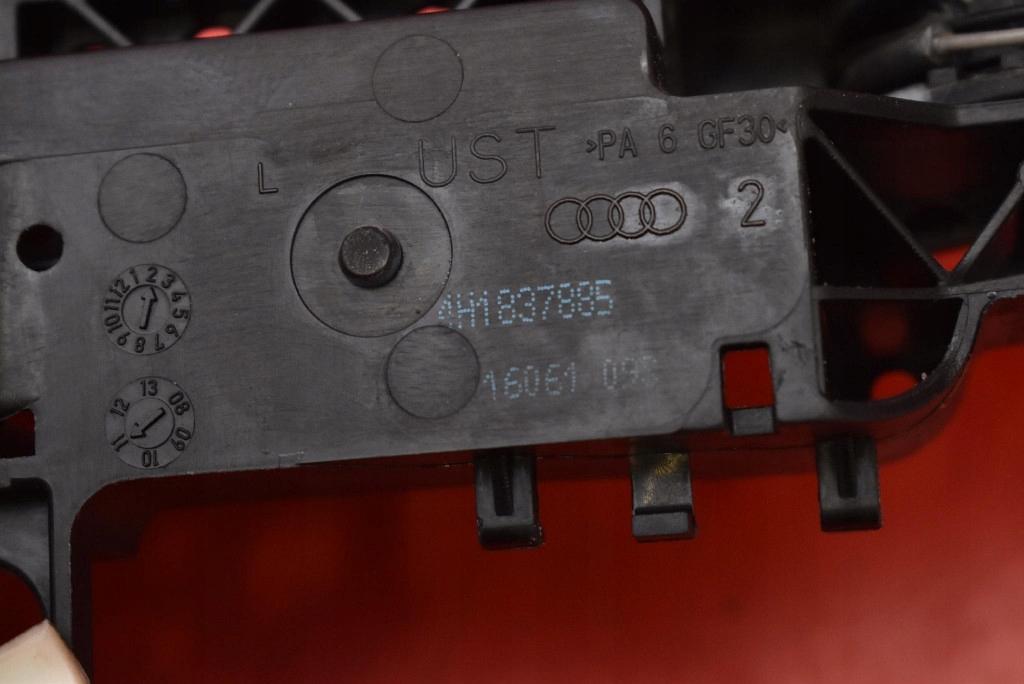 handle left front front LYZG 4H1837885 AUDI A8 D4 10-14