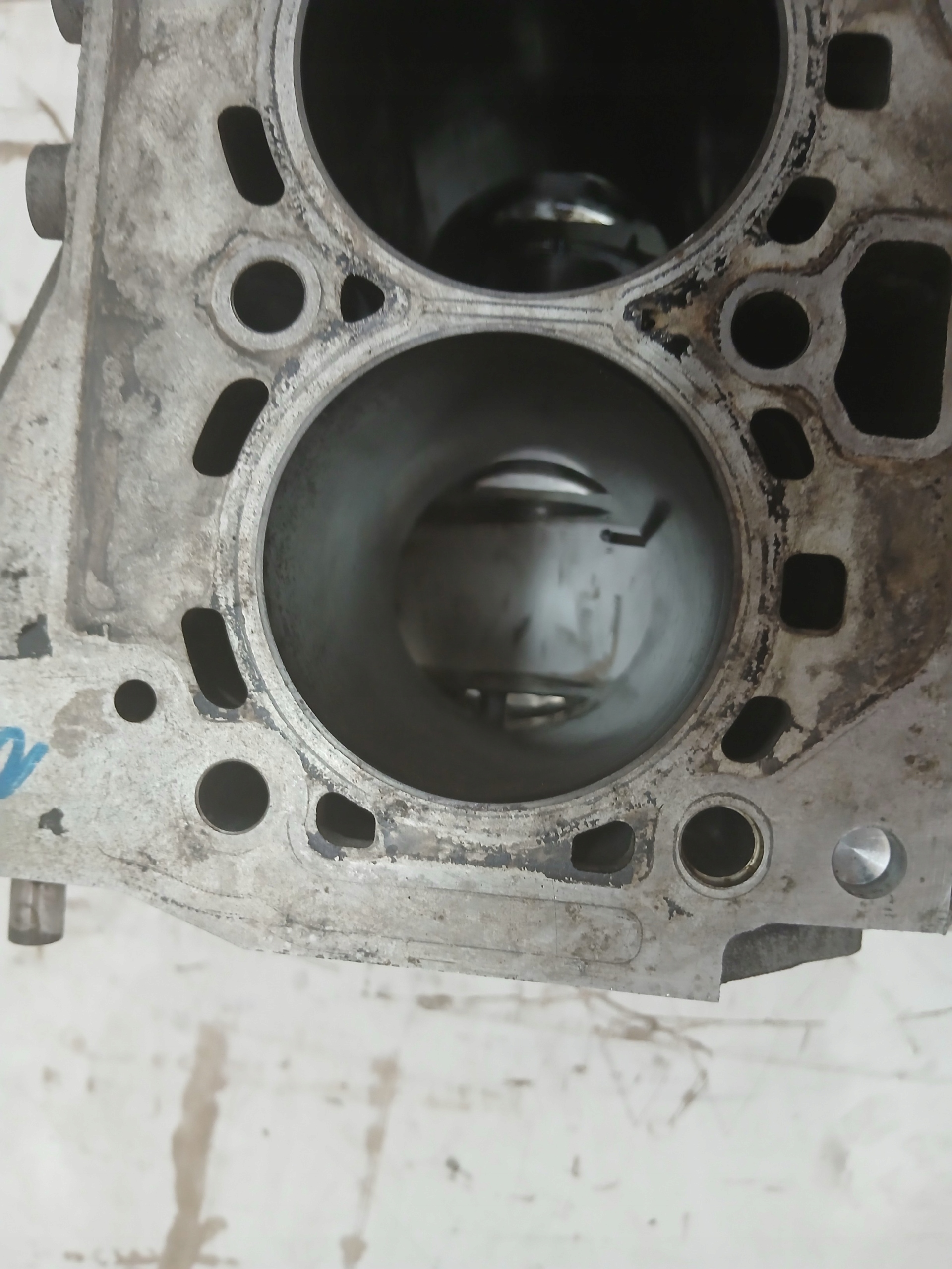 BLOK Motore BMW X3 E83 2.0 D 7797922