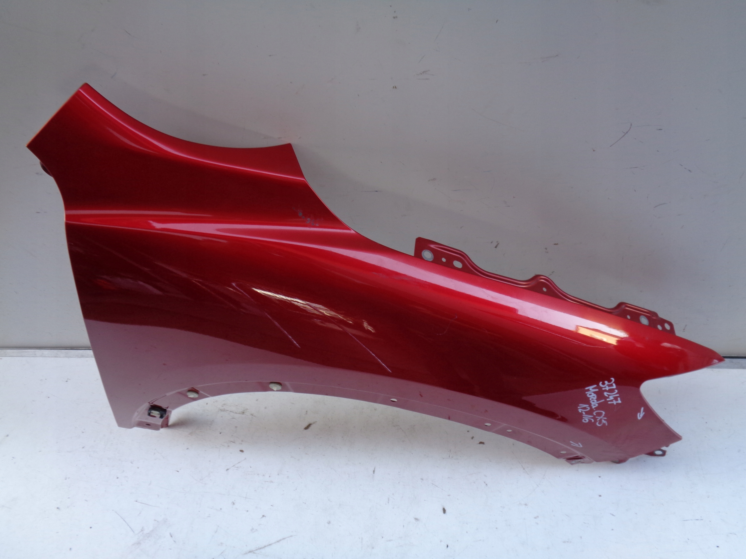 fender right front MAZDA CX5 12-16 NR 37247