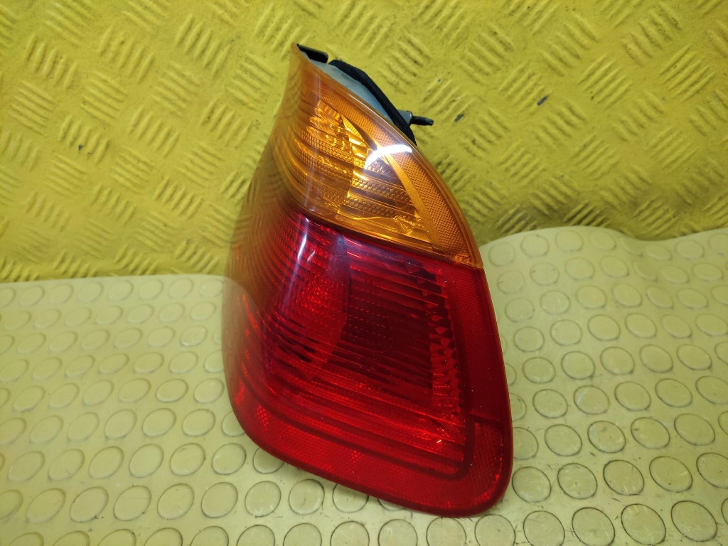 BMW E46 sedan light right rear part 8364922