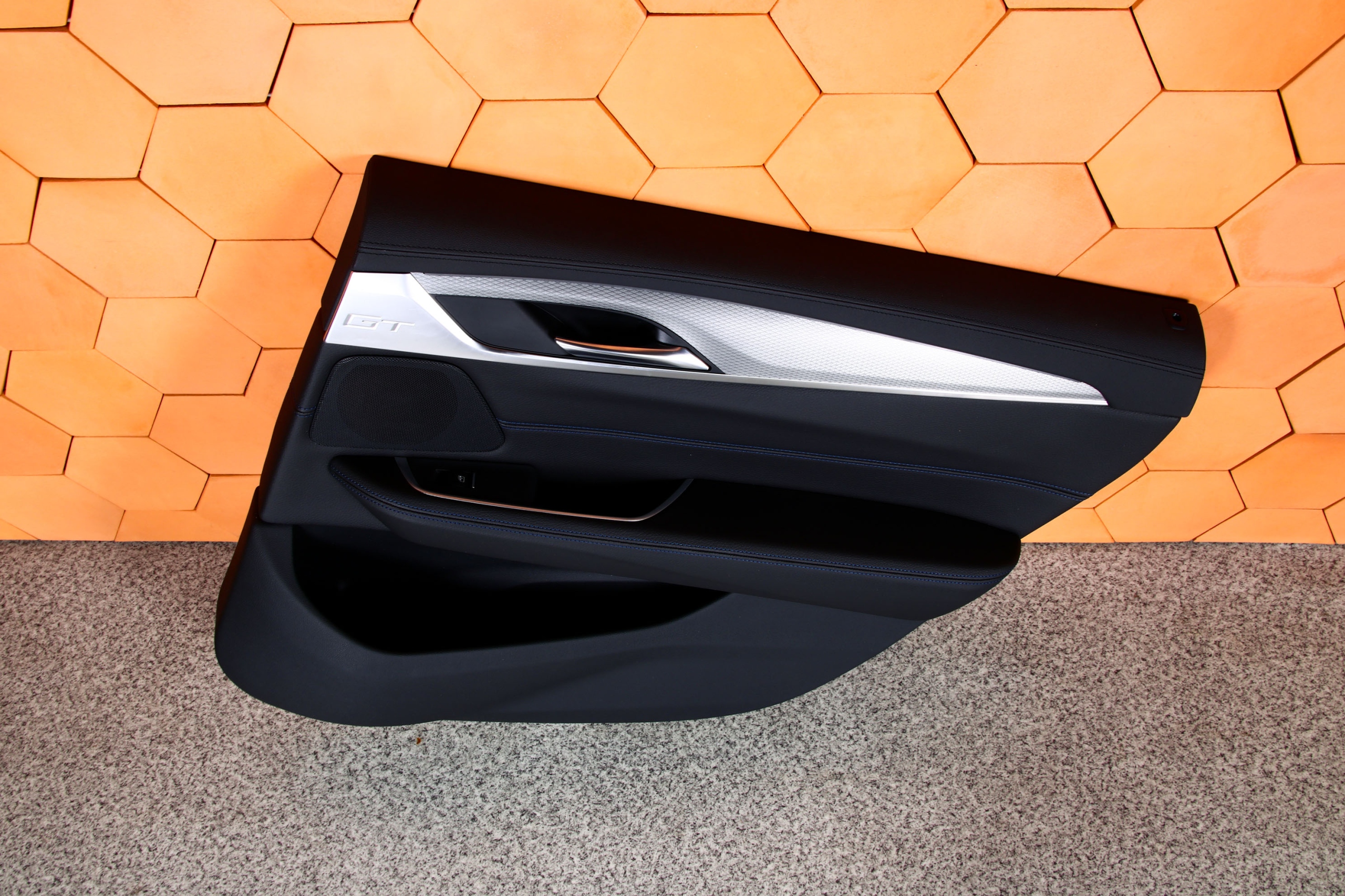 BMW G32 GT side door right rear part black leather