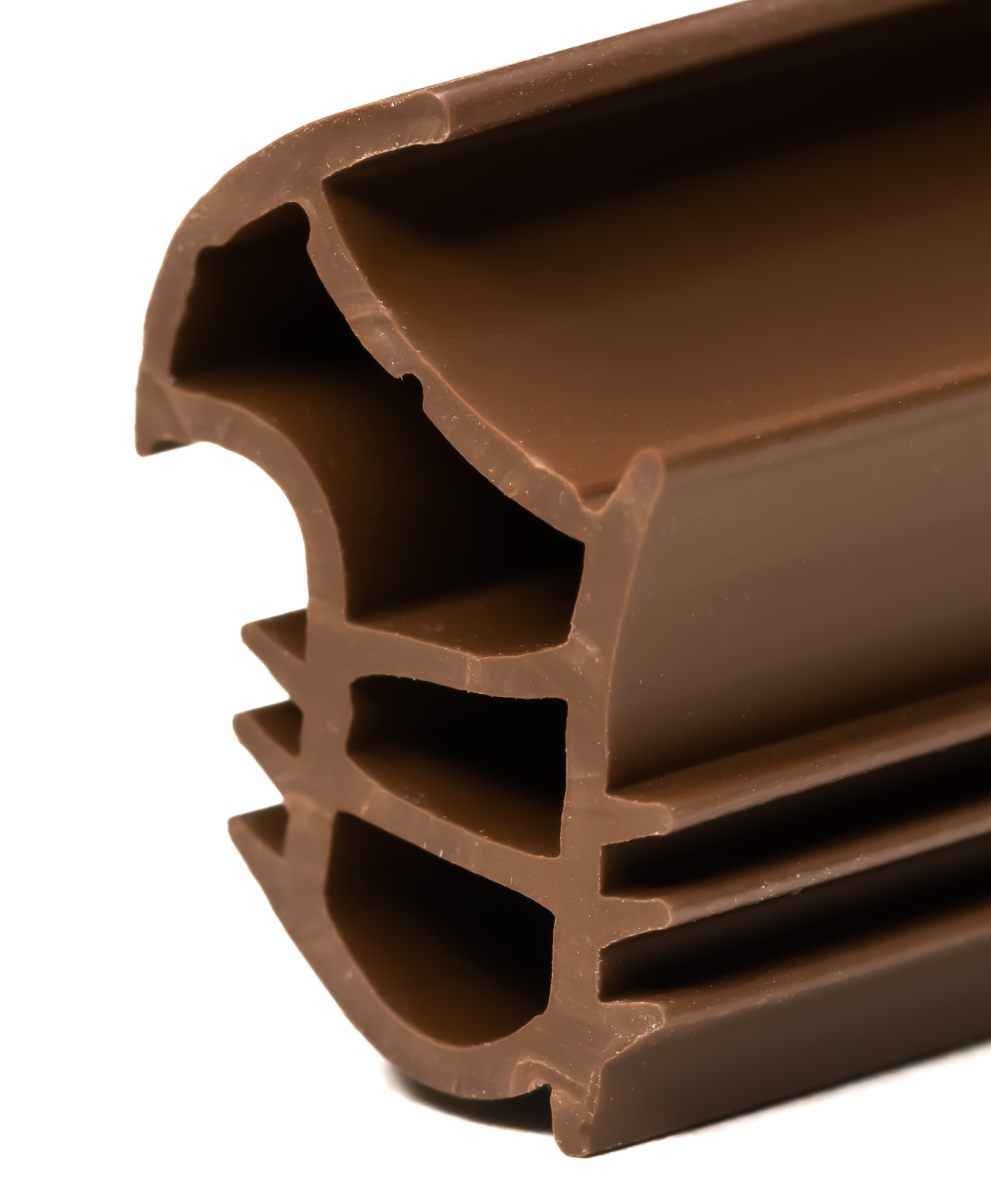 USZCZELKA DO OŚCIEŻNICY PROGU METALOWEGO GERDA BRĄZ JASNY 10m Marka Domino