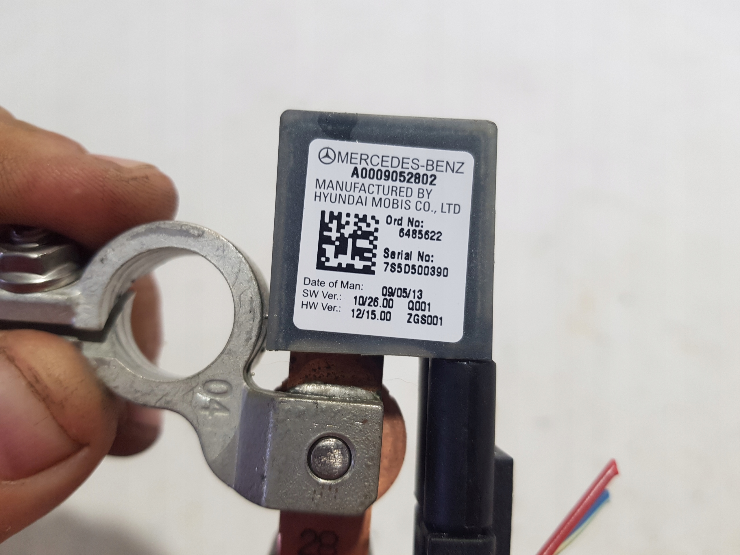 MERCEDES E-KLASA W212 LIFT Batteriemanagement Sensor A0009052802