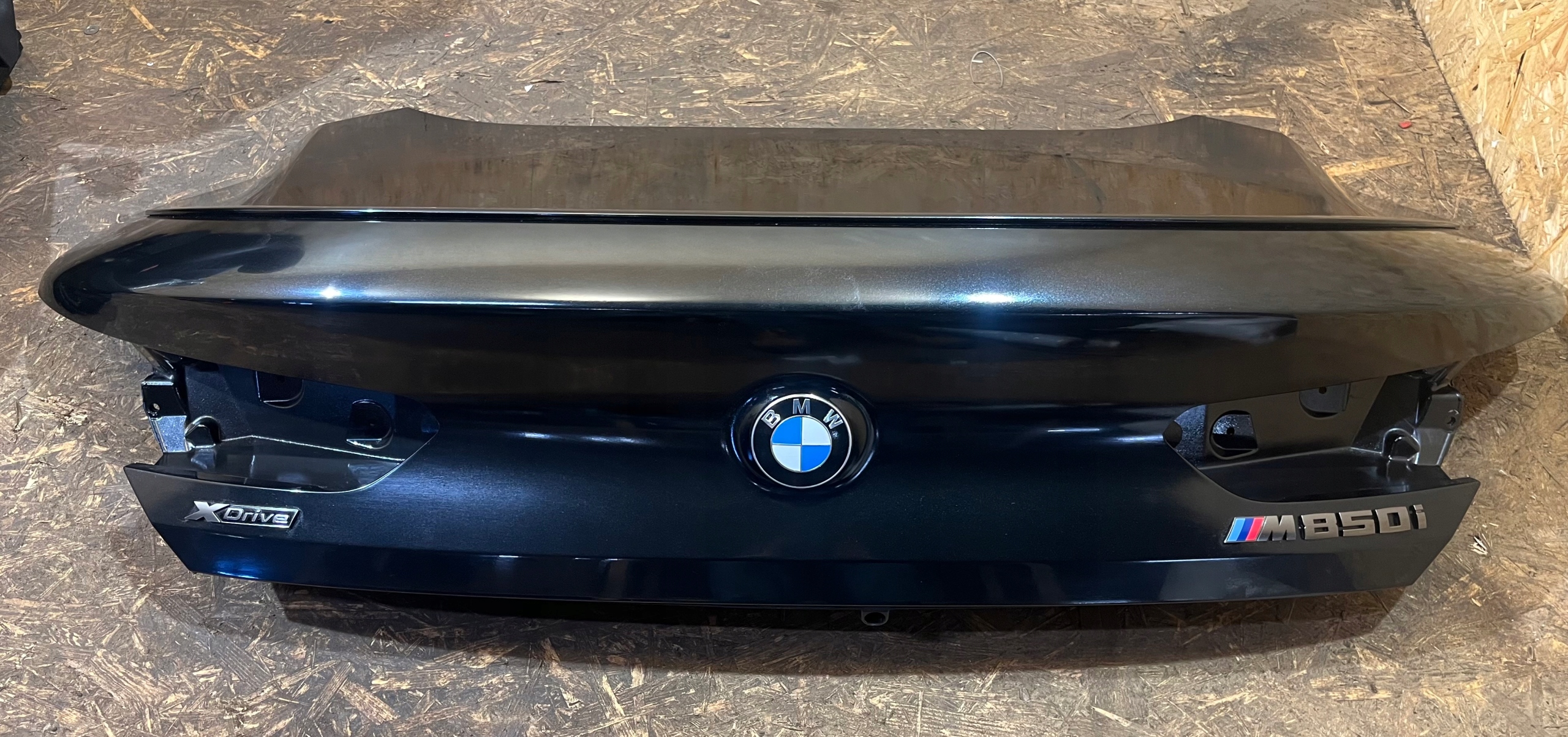 IDEALNY Heckklappe BMW G15 W Farbe: 475 1