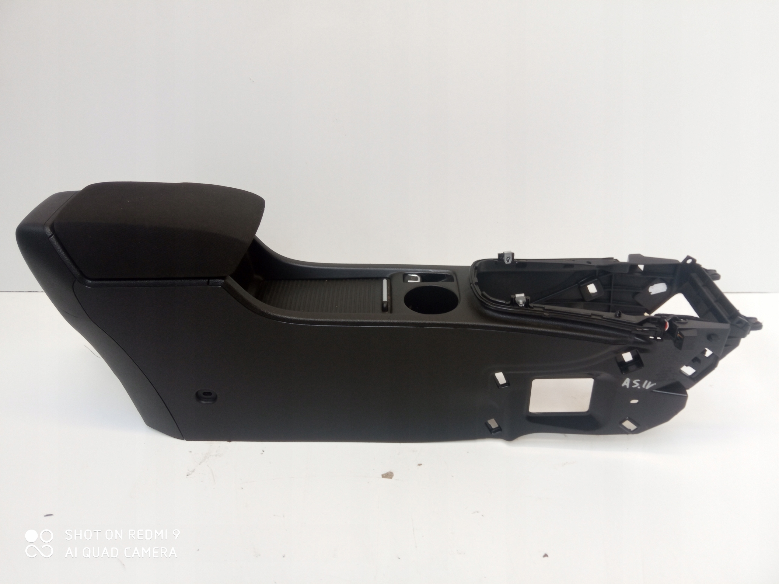 OPEL ASTRA J IV 4 TUNEL central armrest EU