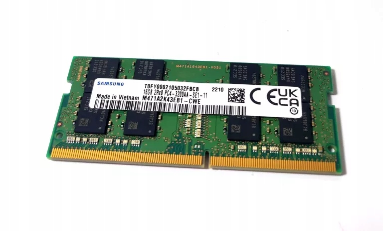 Pamięć PC4 DDR4 Samsung 16GB 3200 MHz M471A2K43EB1-CWE