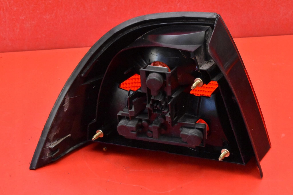 light right rear part rear SAAB 9-5 1 and sedan 97-05