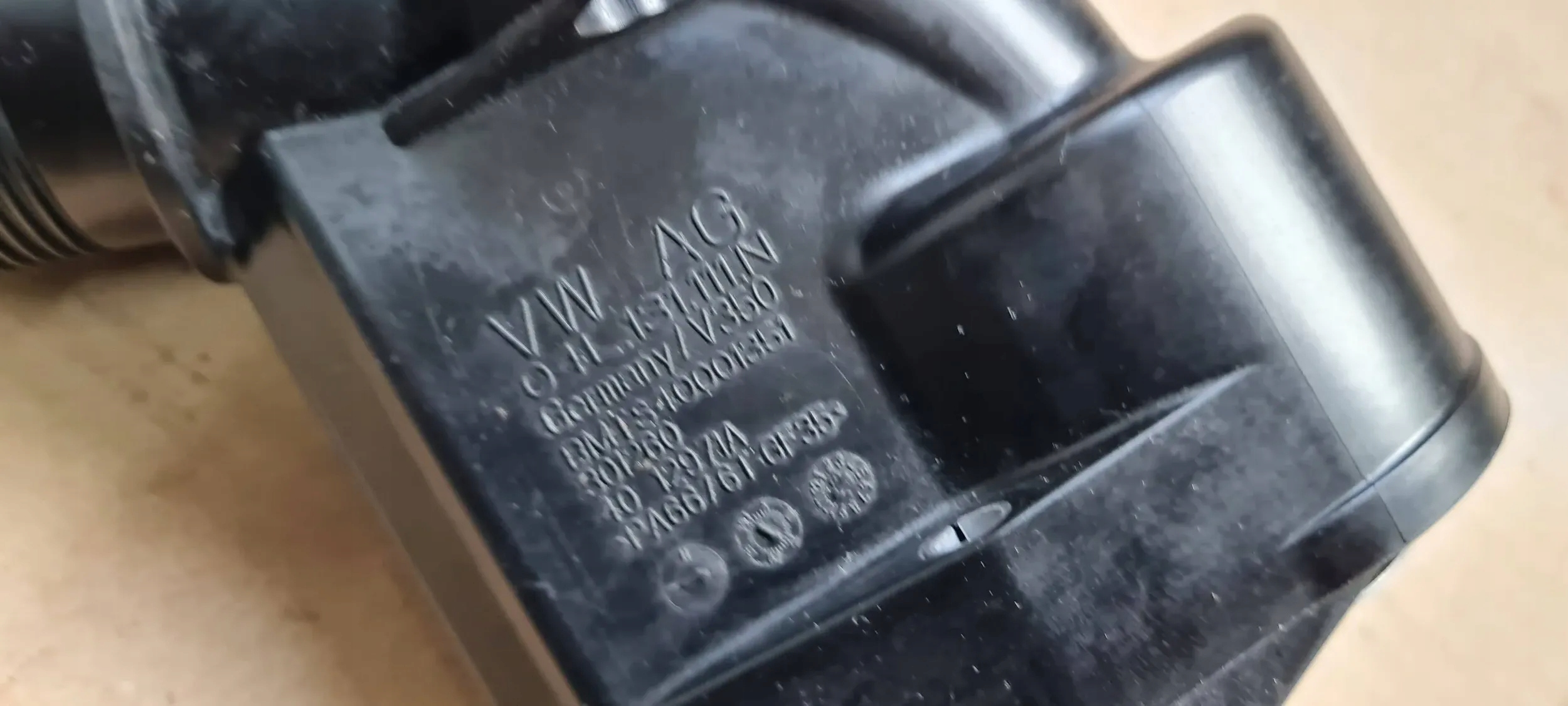 A4 B9 8W Bride Turbines 2.0 TDI 04L131111N A5 8W