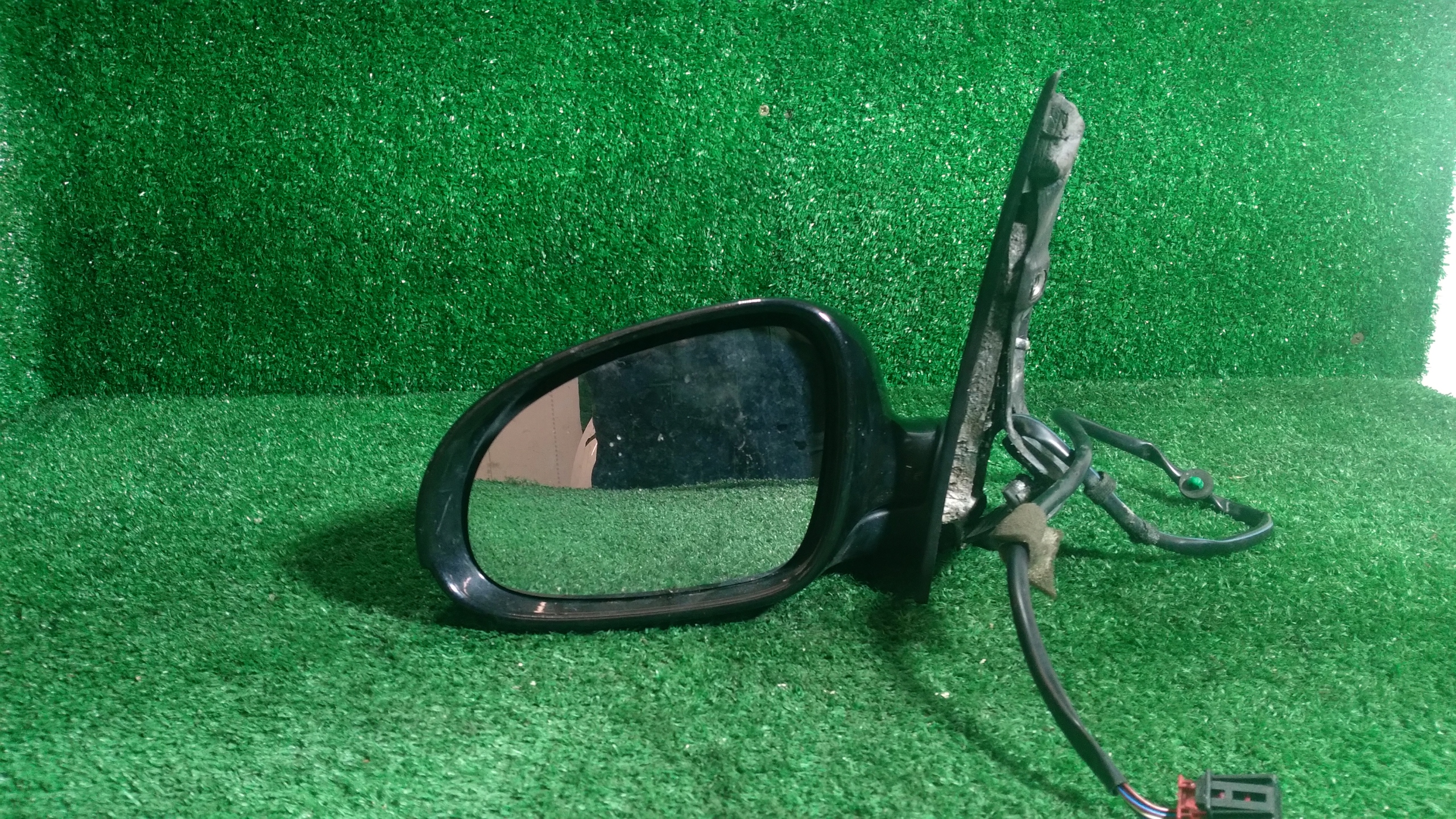 mirror left electrics VOLKSWAGEN GOLF 5 plus