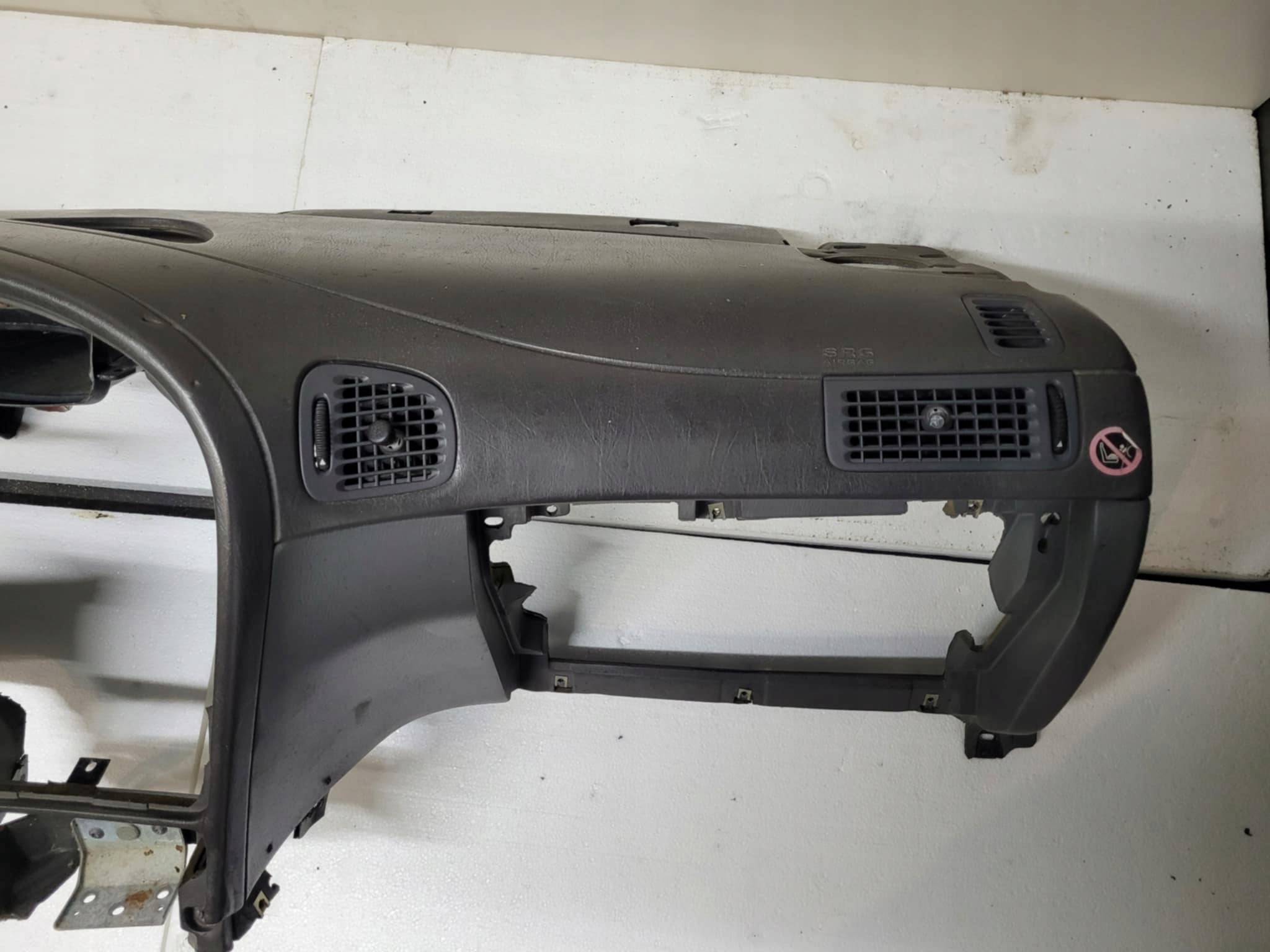 Saab 95 9-5 dashboard instrument panel console EUROPA airbag