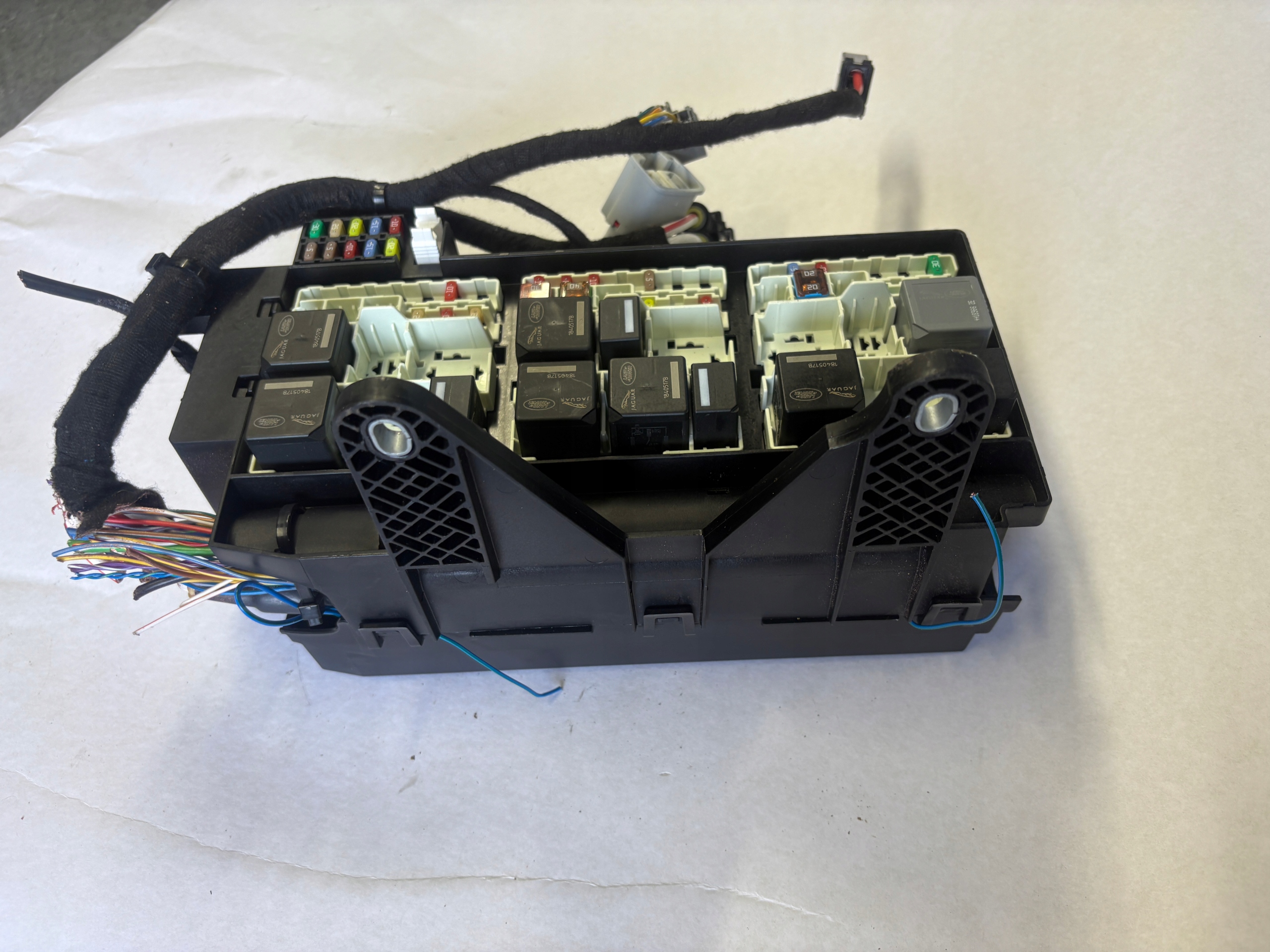 JAGUAR XE Module fusibles GX7314C445AA