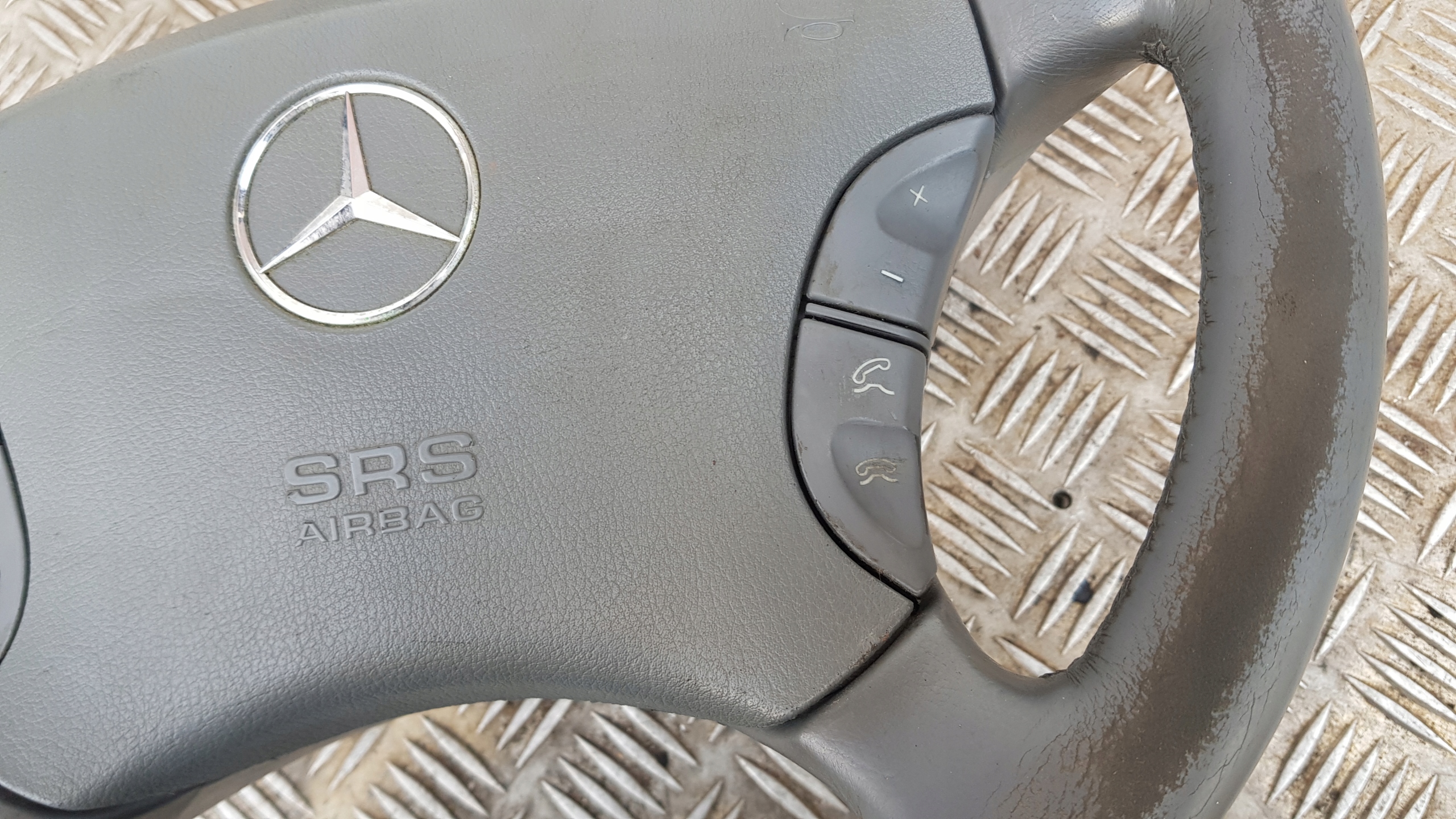 MERCEDES W220 lenkrad SKORZANA Leder