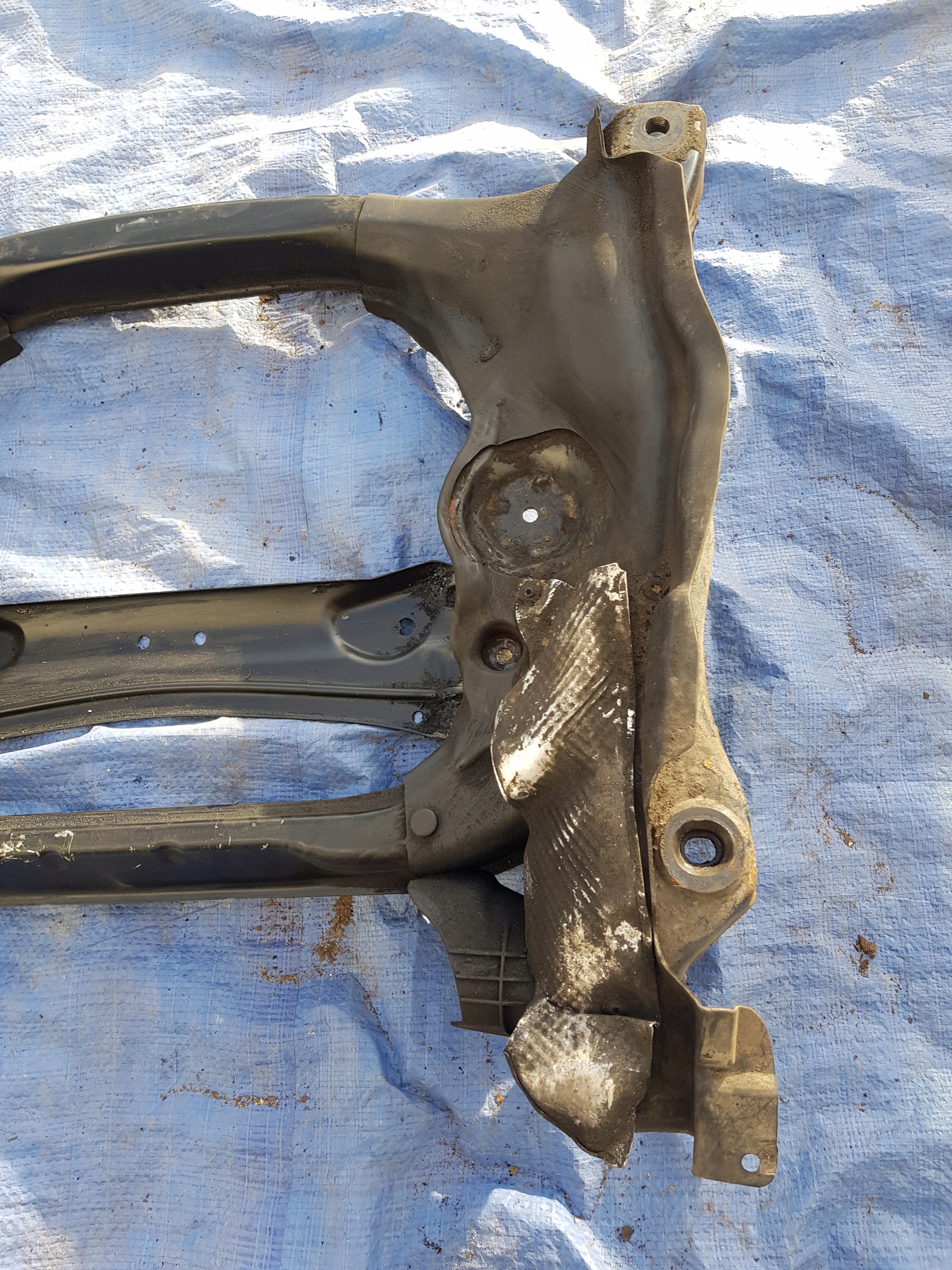 axle beam subframe axle beam sider front of the engine MERCEDES W221