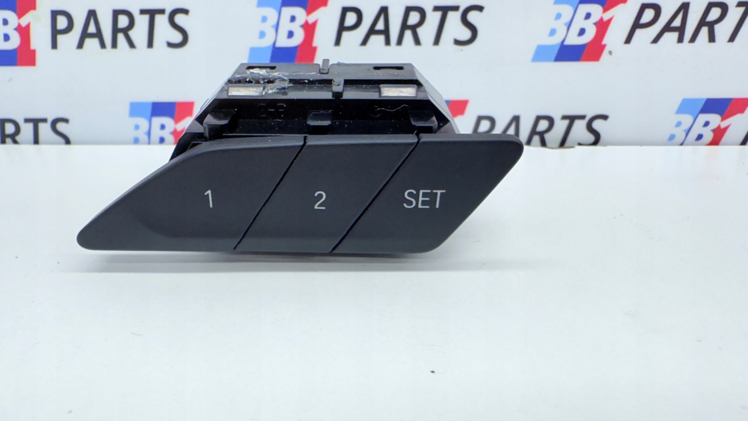 BMW G22 G23 PANEL switch PAMIECI seat left front 9867157