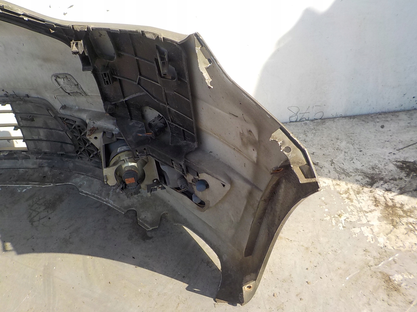 262 FORD GALAXY II LIFT nárazník předek přední