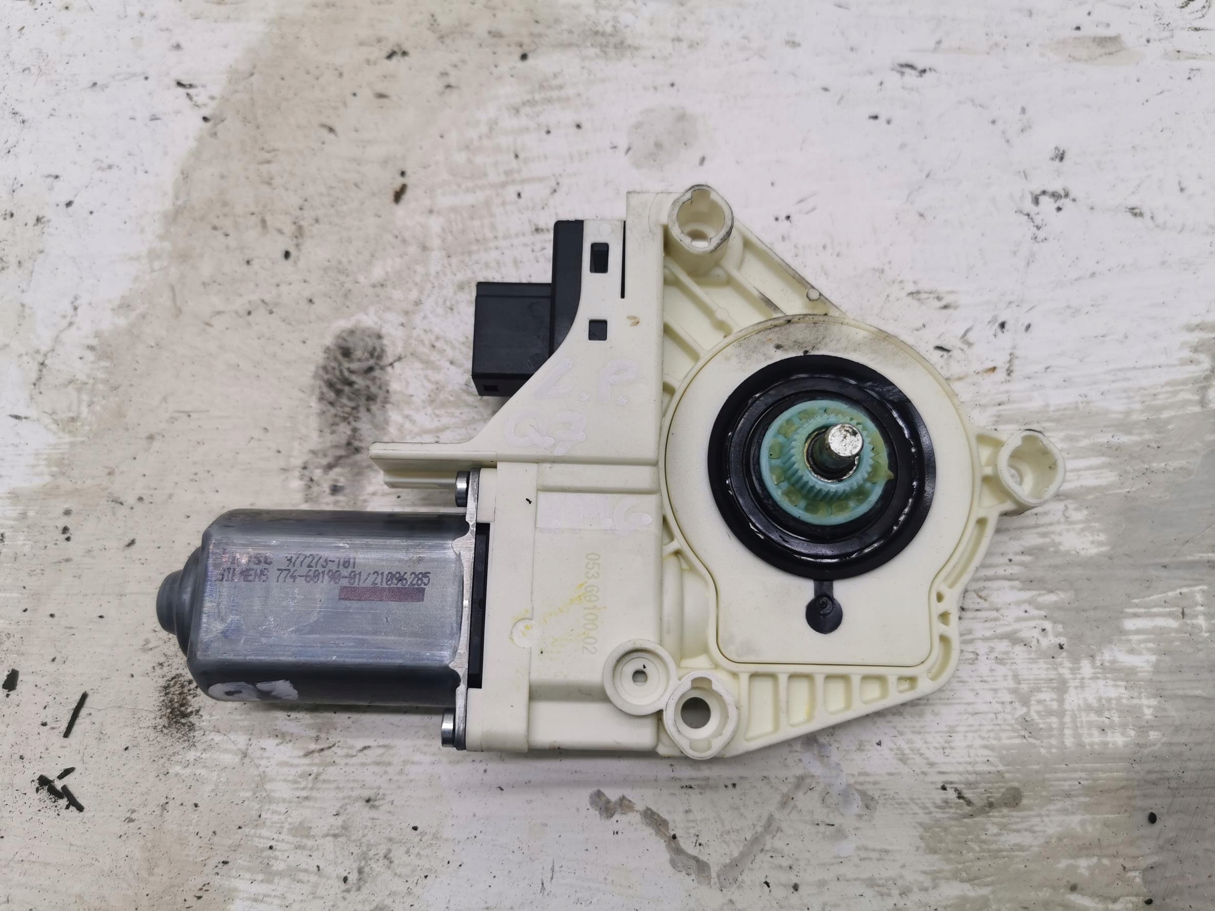 mini motor windows left front AUDI Q7 and 4L 4L0959801B