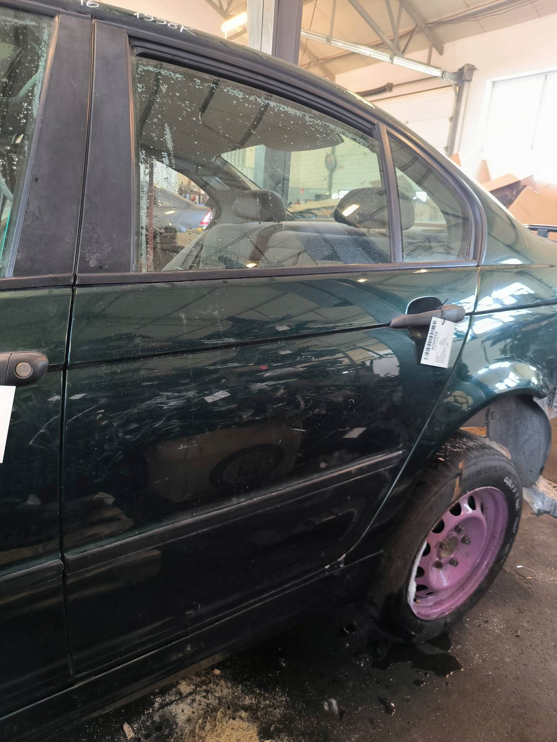 Tür links heck 386 BMW E46 318 Sedan
