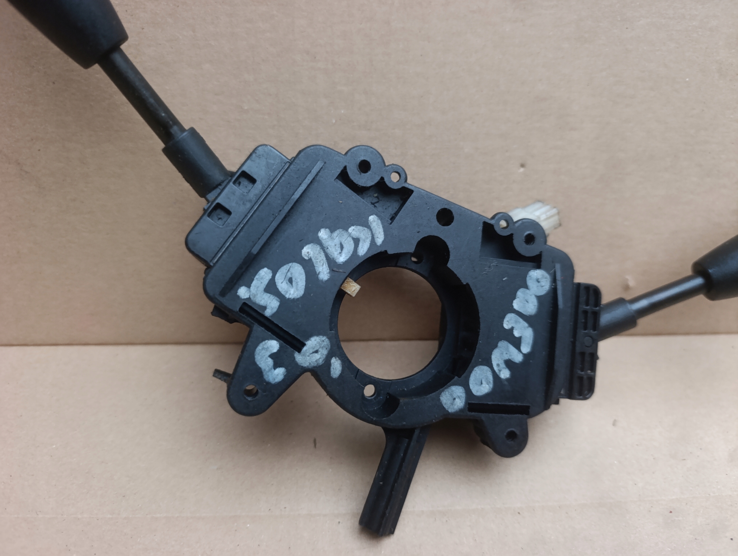 steering wheel levers and controls Daewoo Kalos