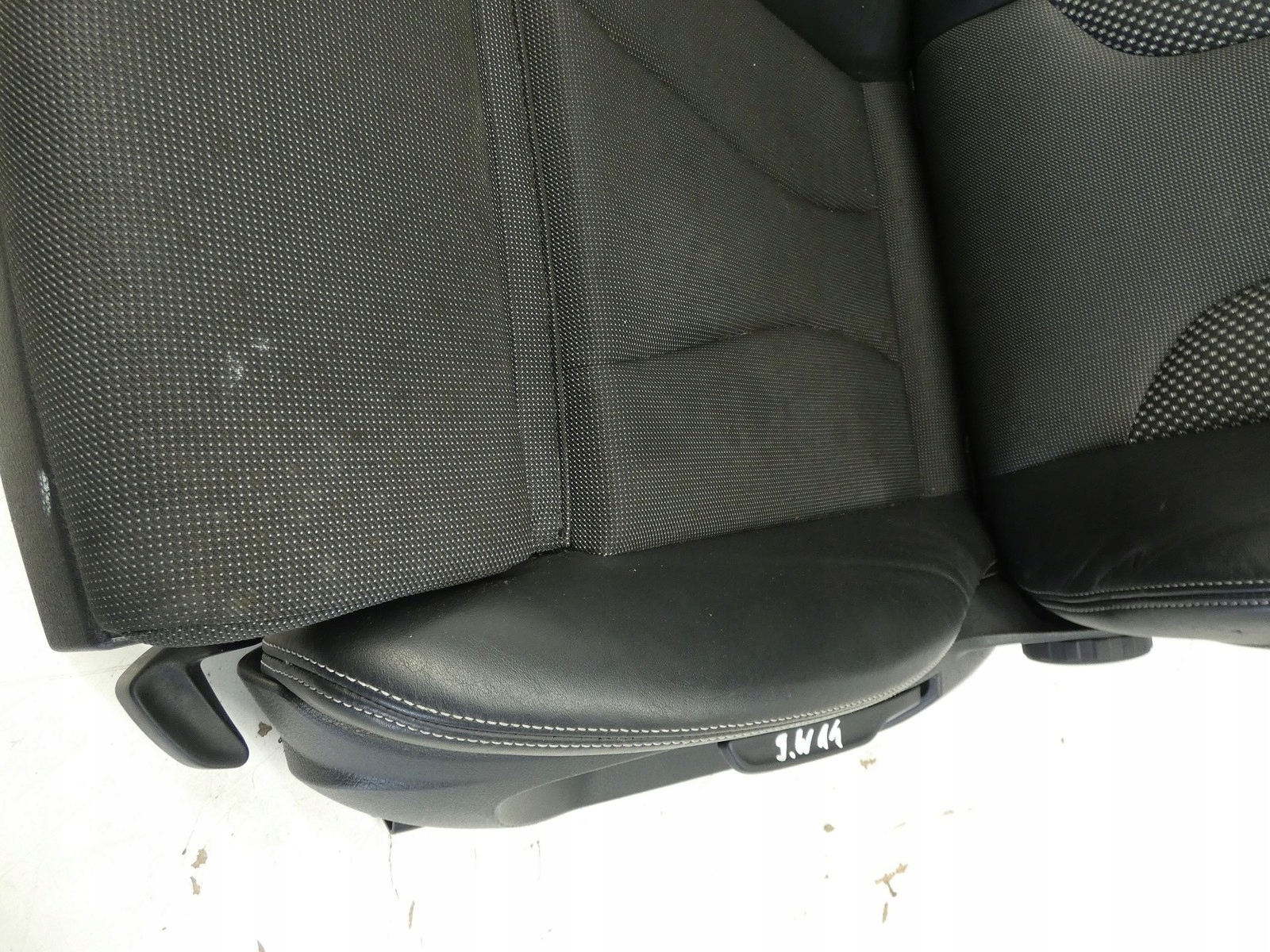 seat left front front driver´s AUDI A3 8V 5D 5-door S-LINE