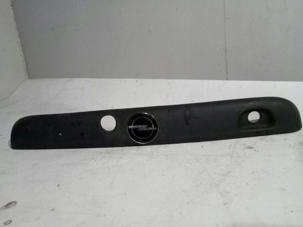 Opel Corsa B kombi cap bonnet rear part