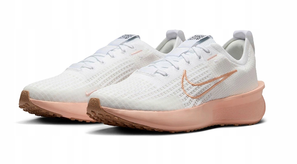 Dámské sportovní běžecké boty Nike Interact Run FD2292-111 vel.