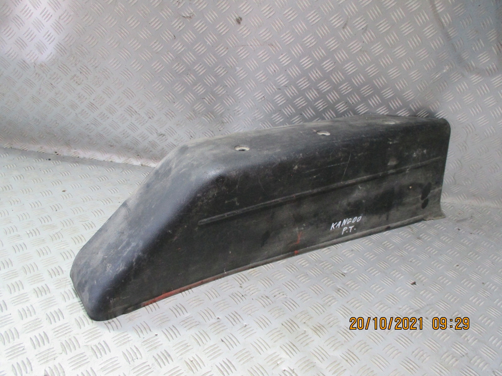 OSŁONA BAGAŻNIKA PRAWA RENAULT KANGOO I 8200074342