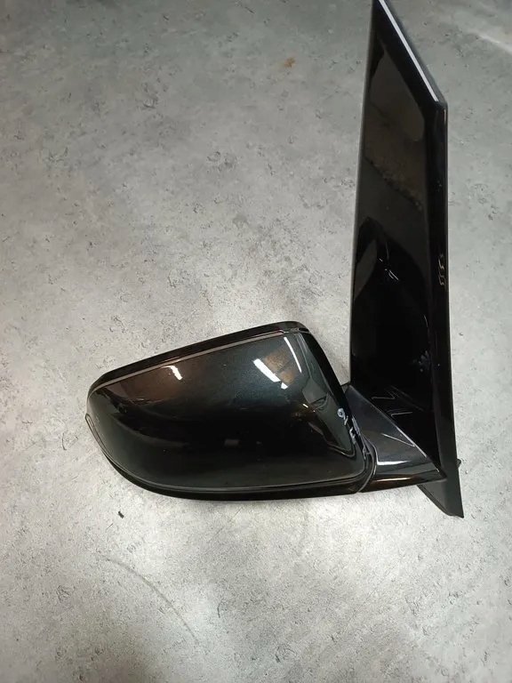 BMW 2 F45 LUSTERKO PRAWE KOL.475 Producent części BMW OE