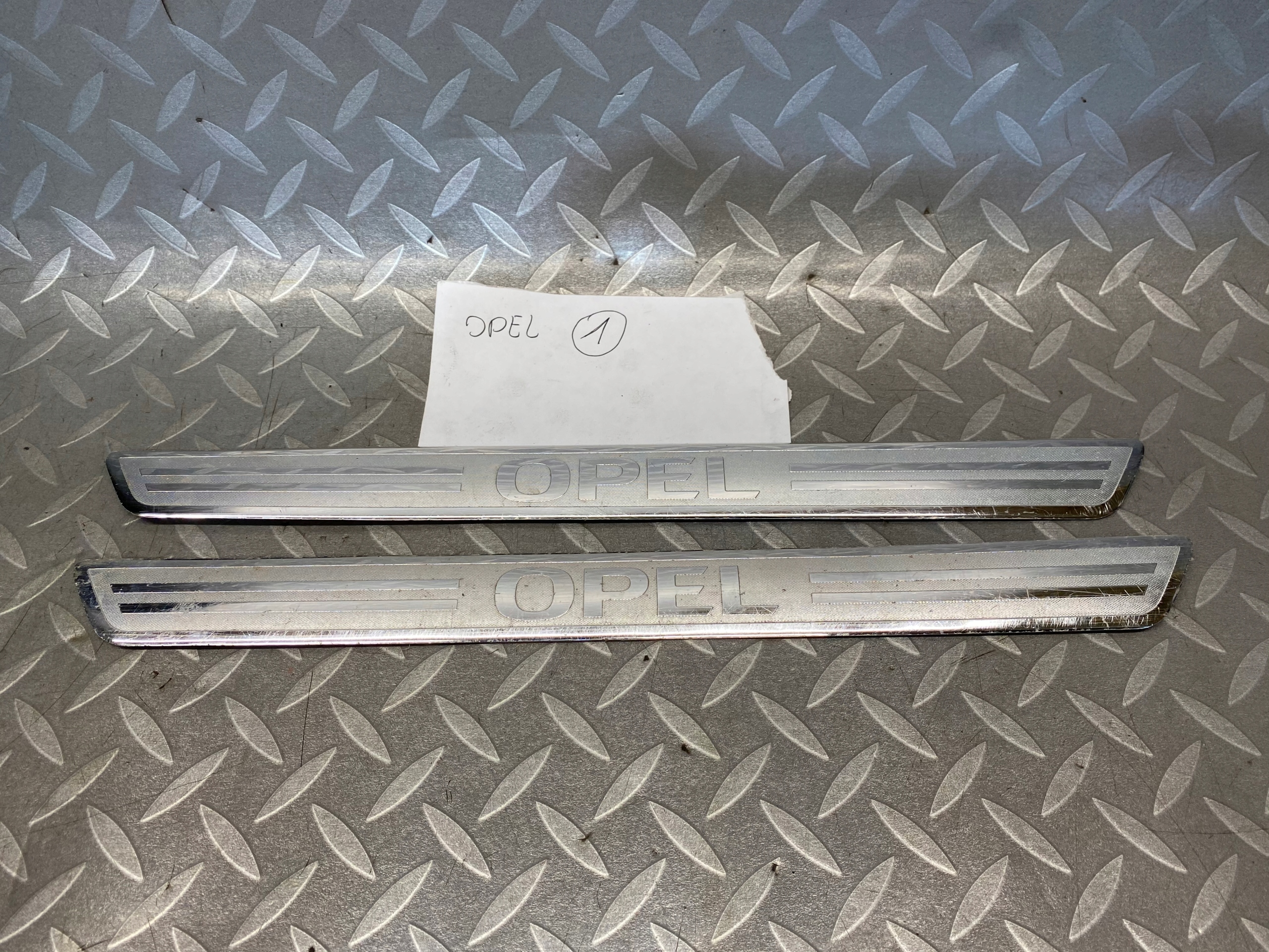 NAKŁADKI LISTWY PROGU CHROM PROGOWE ASTRA IV J