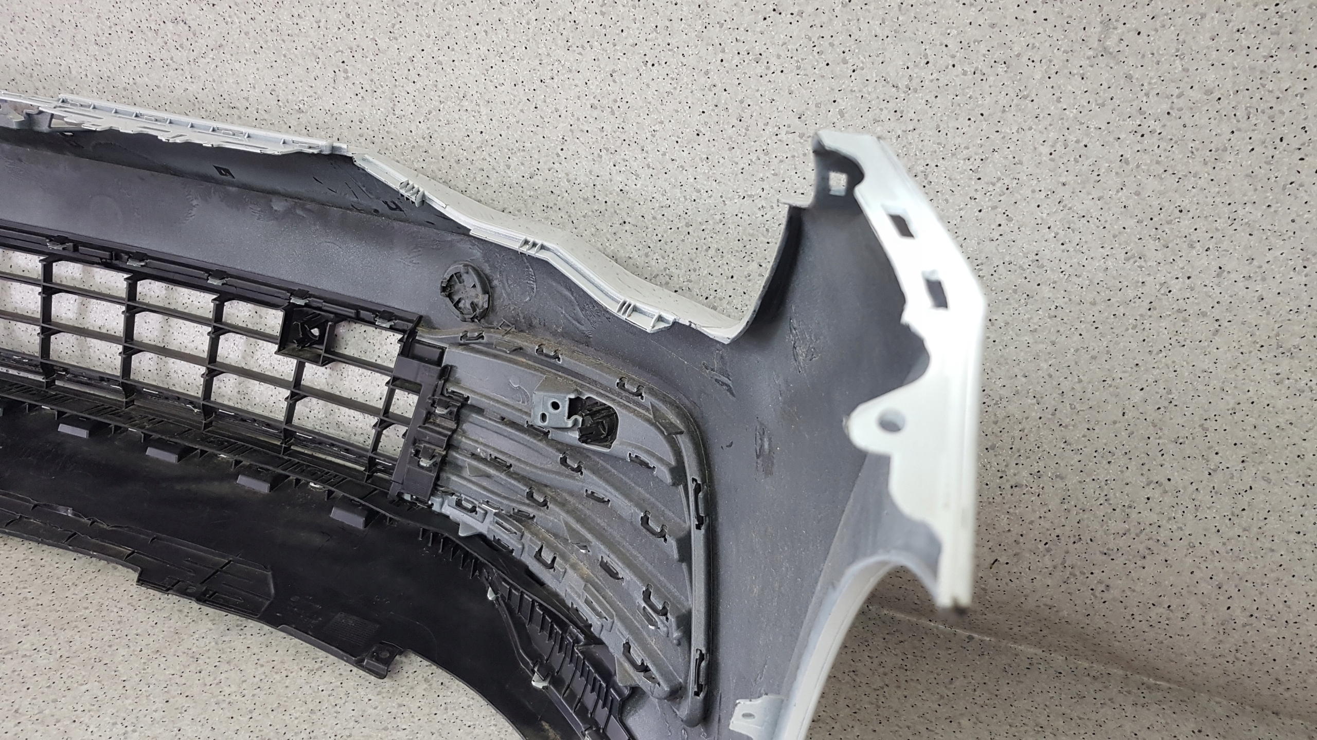 VW GOLF 8 VIII 5H0 2019 - bumper front 9614
