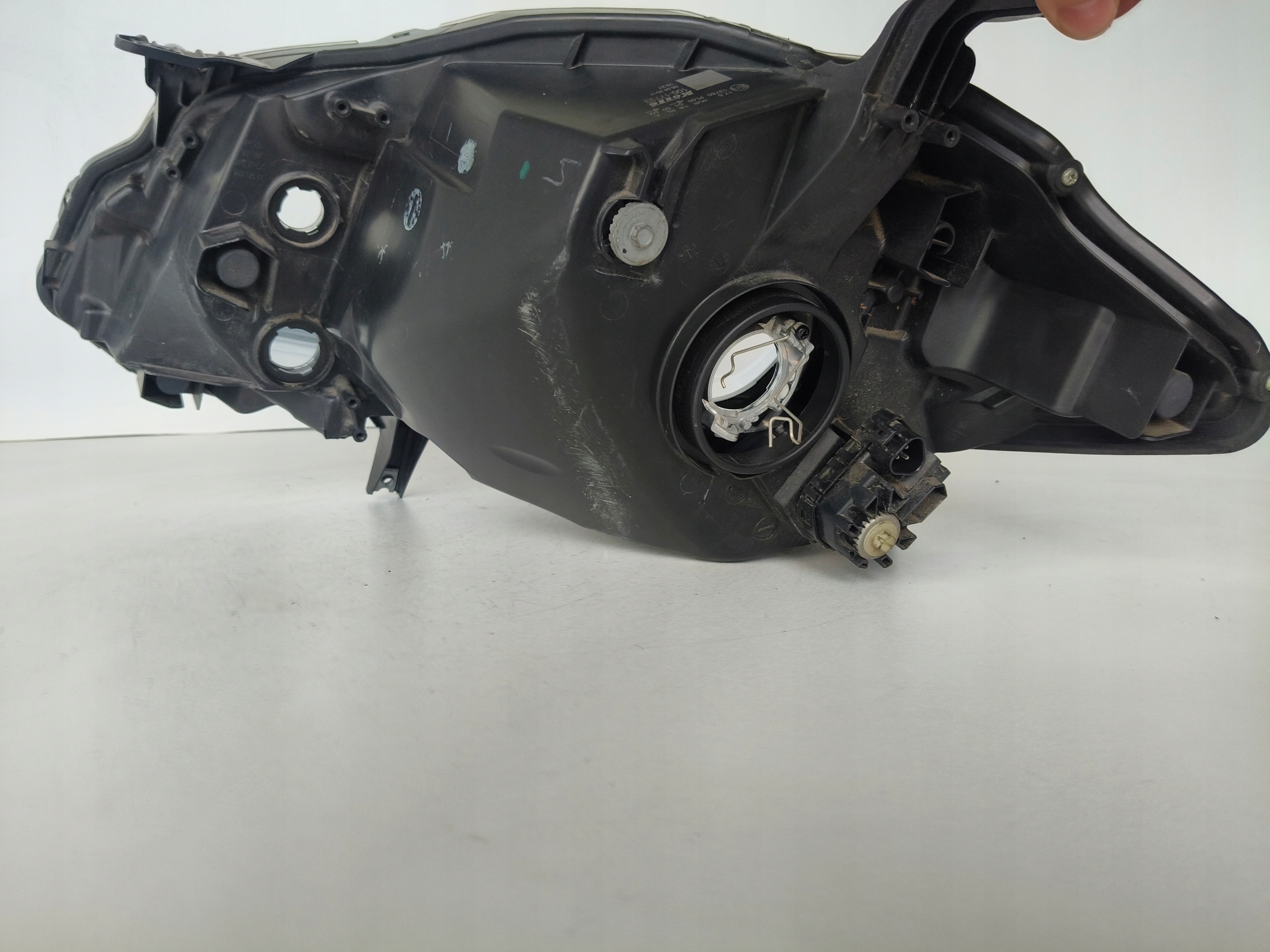 light right REFLEKTOR SUZUKI SX4 S-CROSS 13-16