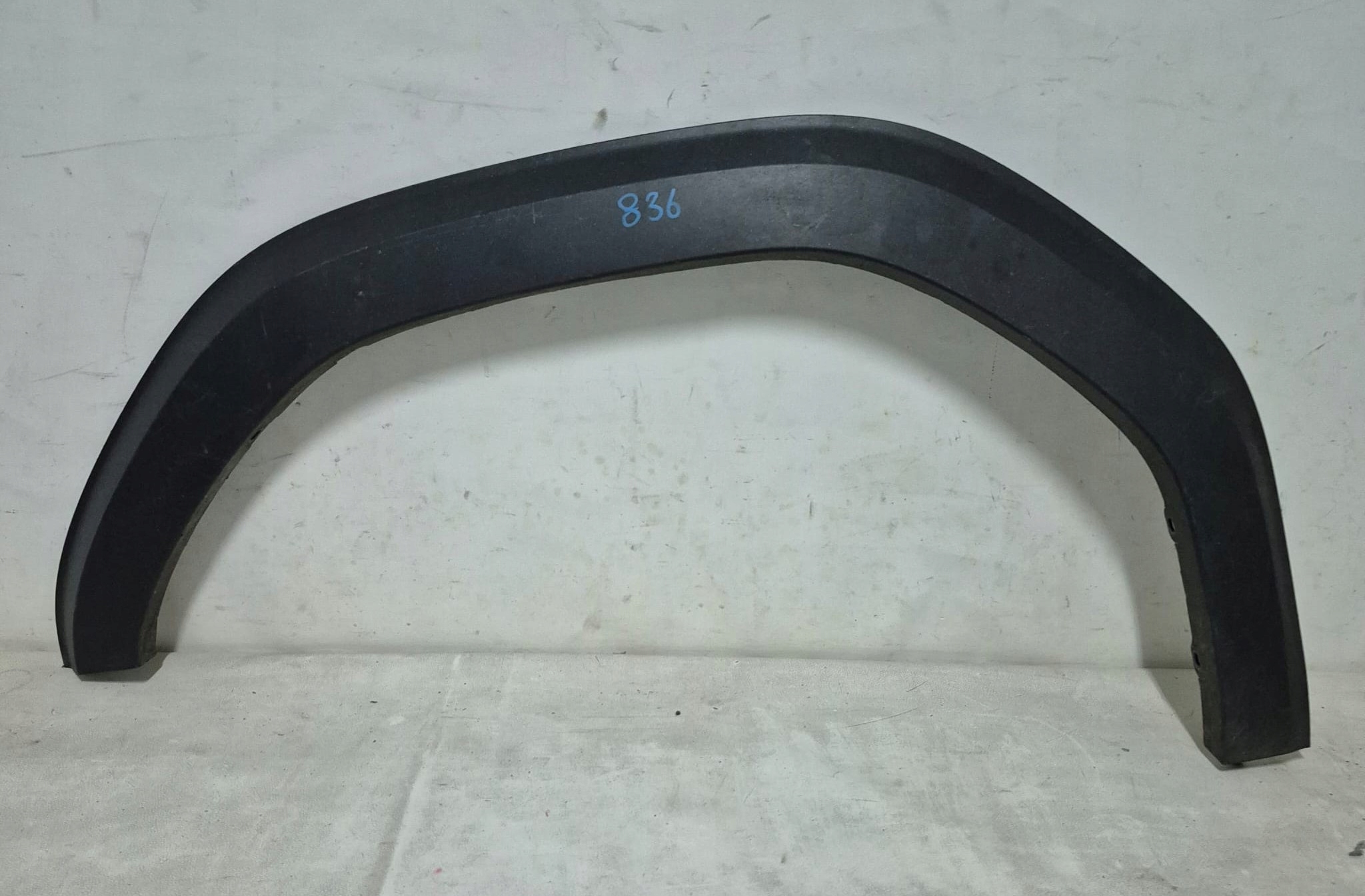 DACIA DUSTER III 22- moulding for fender left front front 638138197R